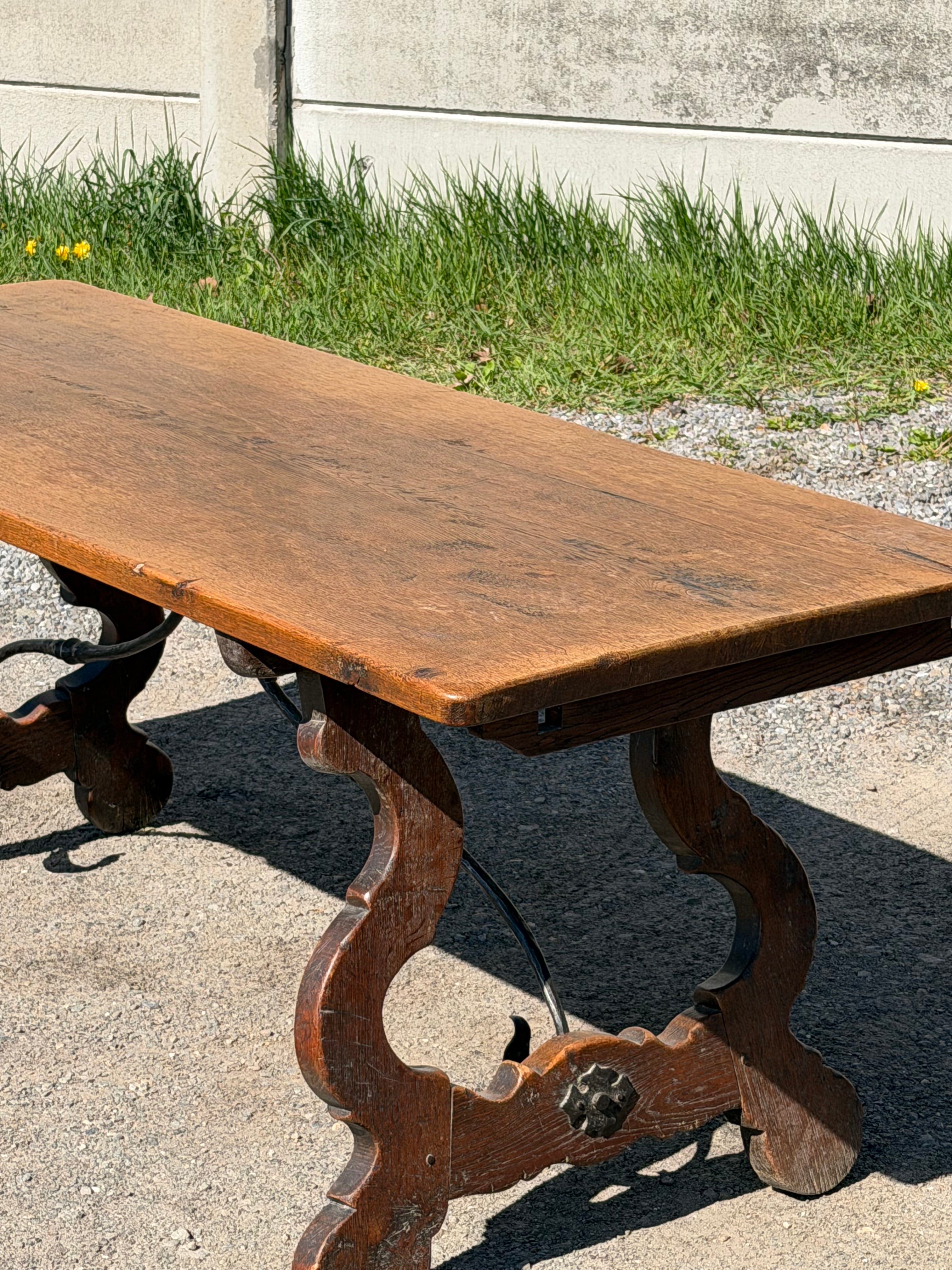 18th Century Spanish Dining Table – Solid Oak – 195 cm