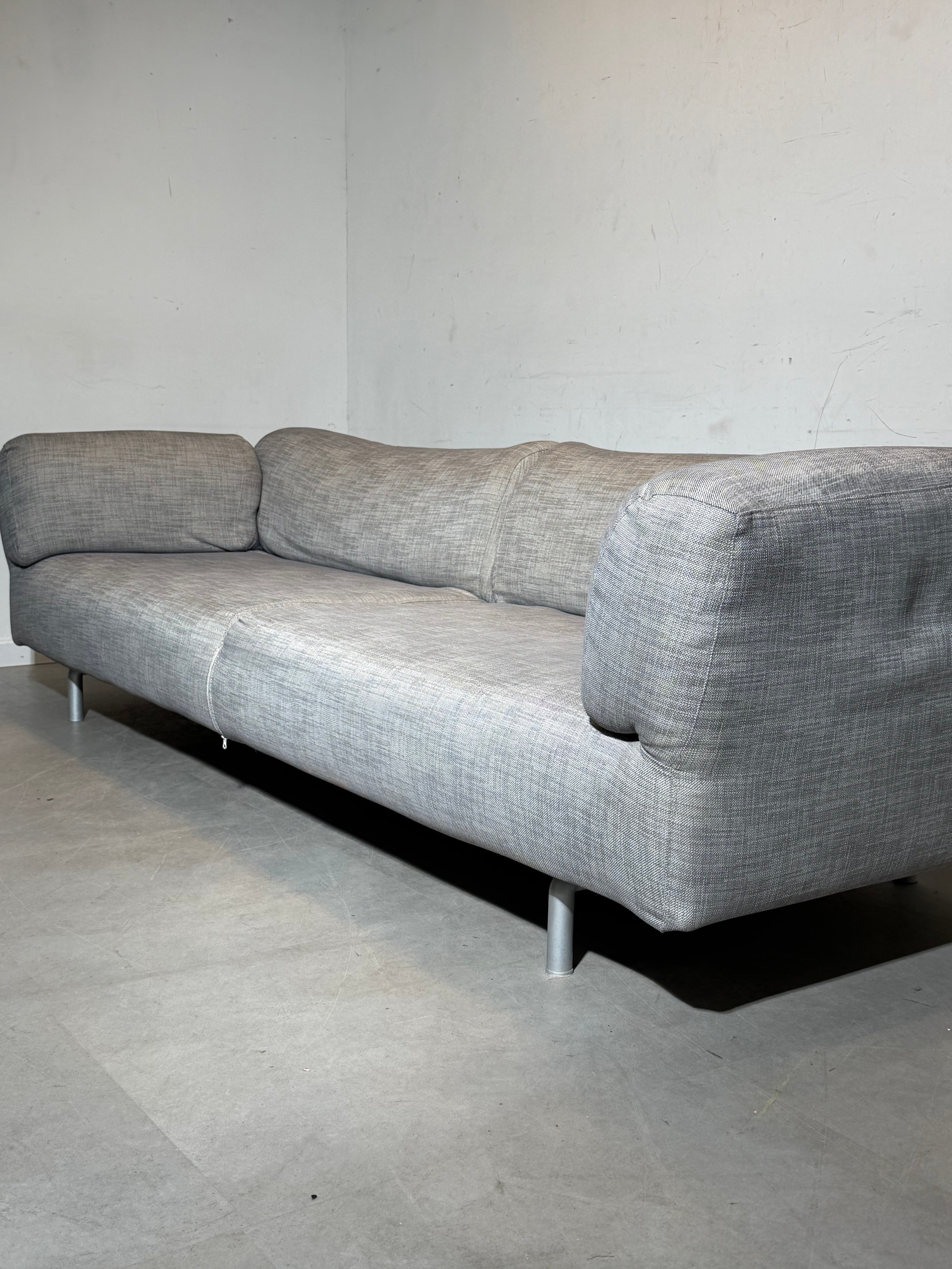 Cassina Met 250 Sofa – Grey Fabric