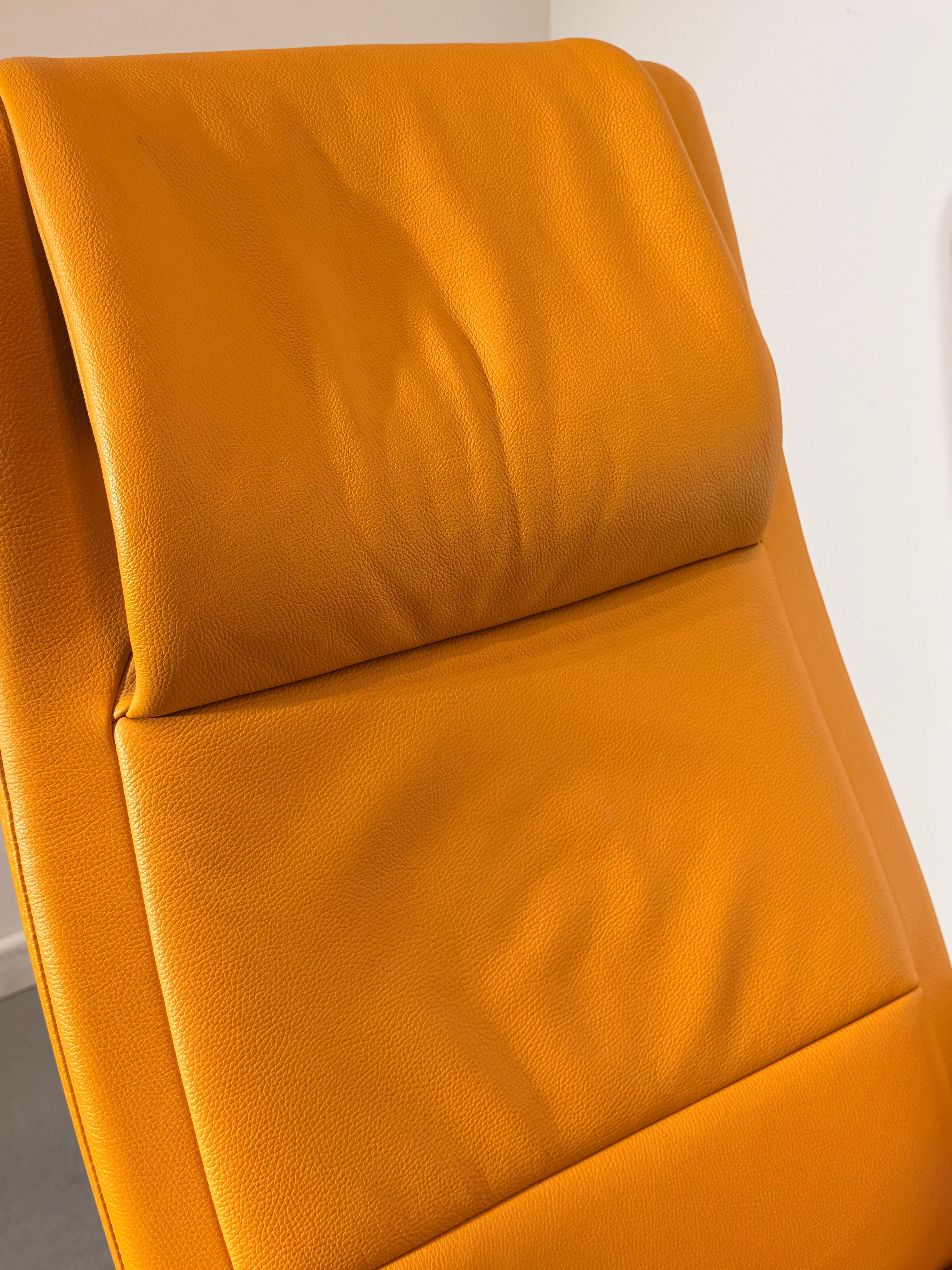 Stressless City Recliner with Ottoman – Mustard Yellow Leather