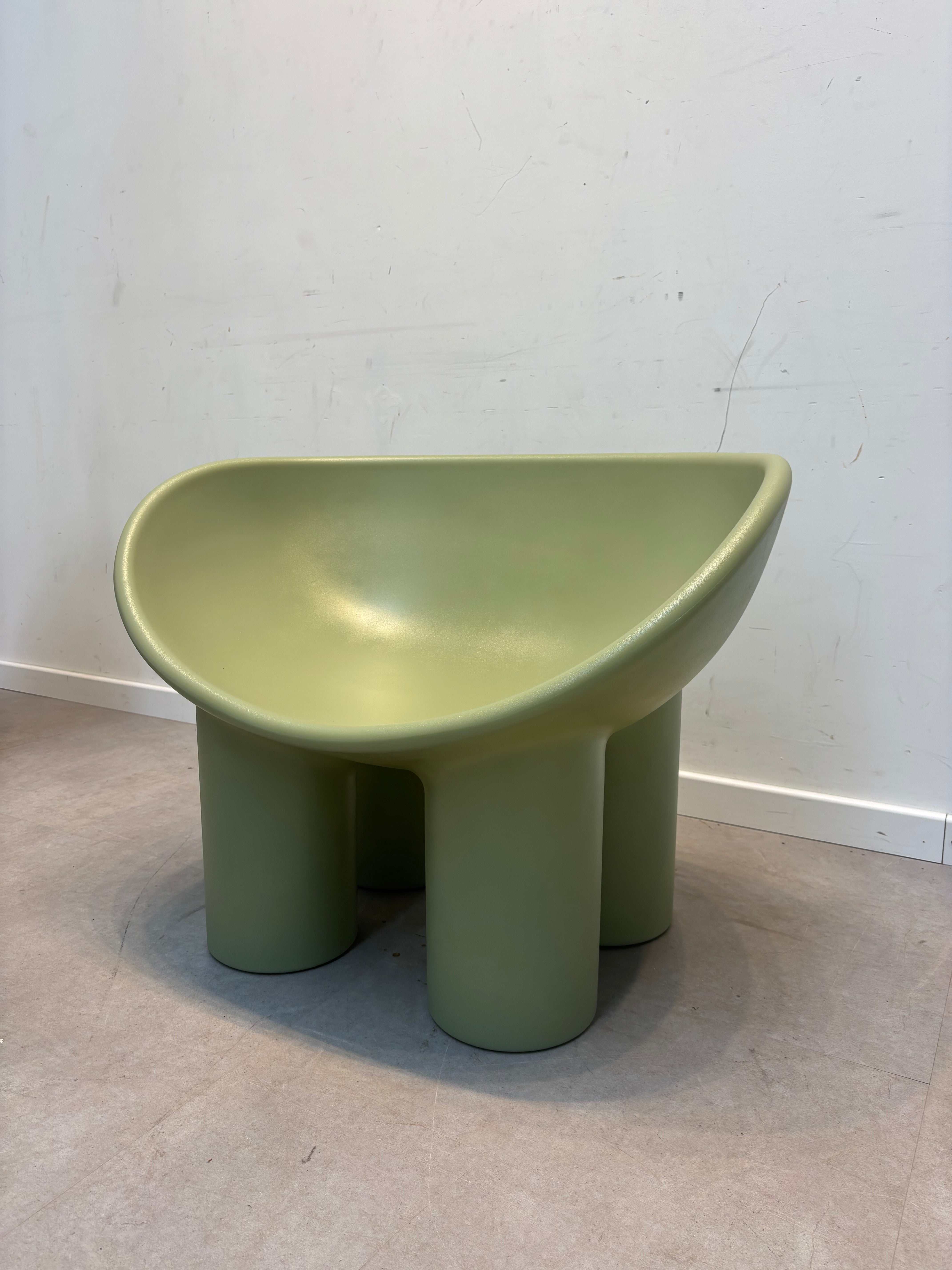 O - Chair Green