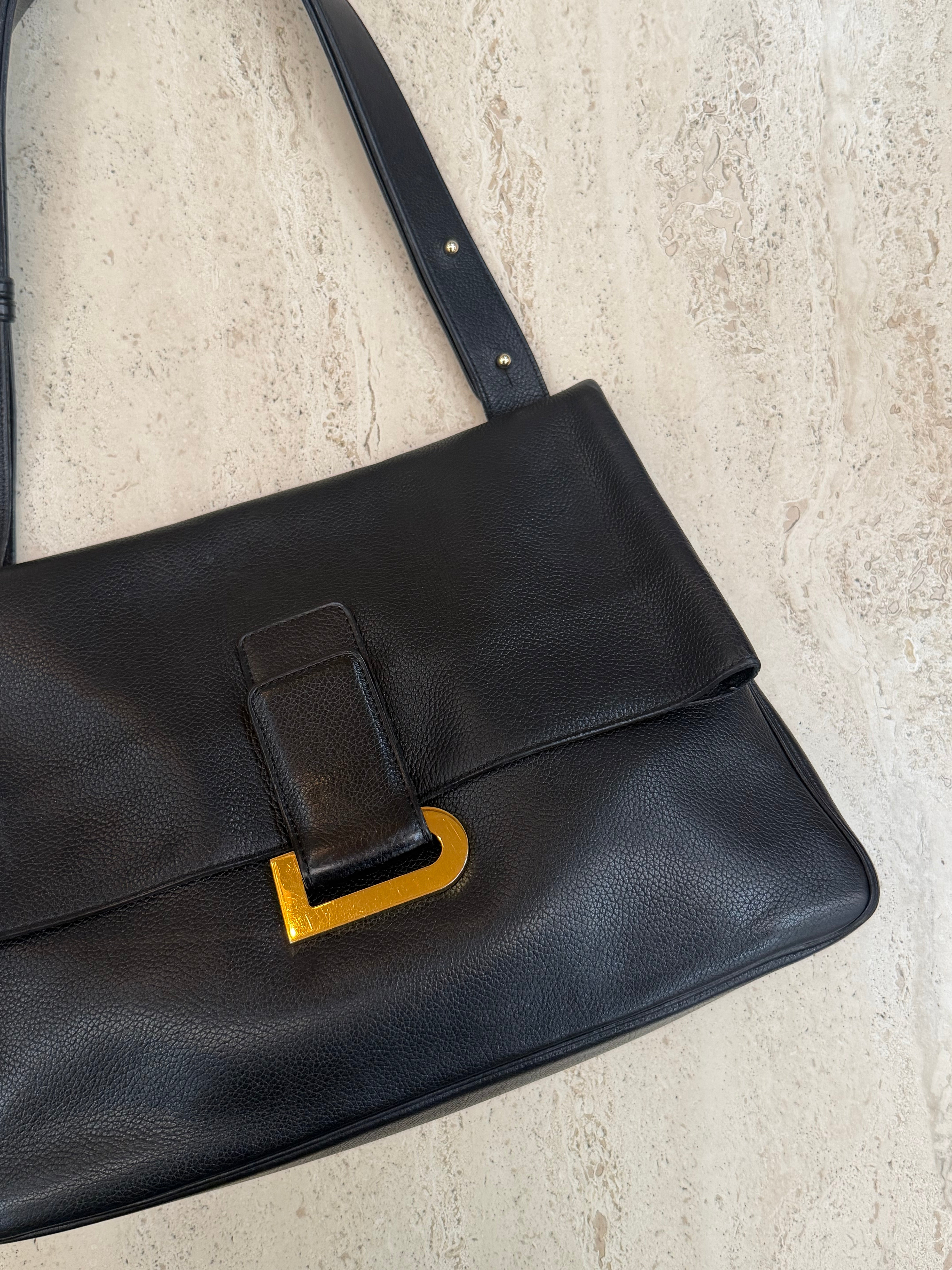 Delvaux Relais Trotteur Bag – Black Leather – With Dustbag & Mirror – 33 x 25 cm