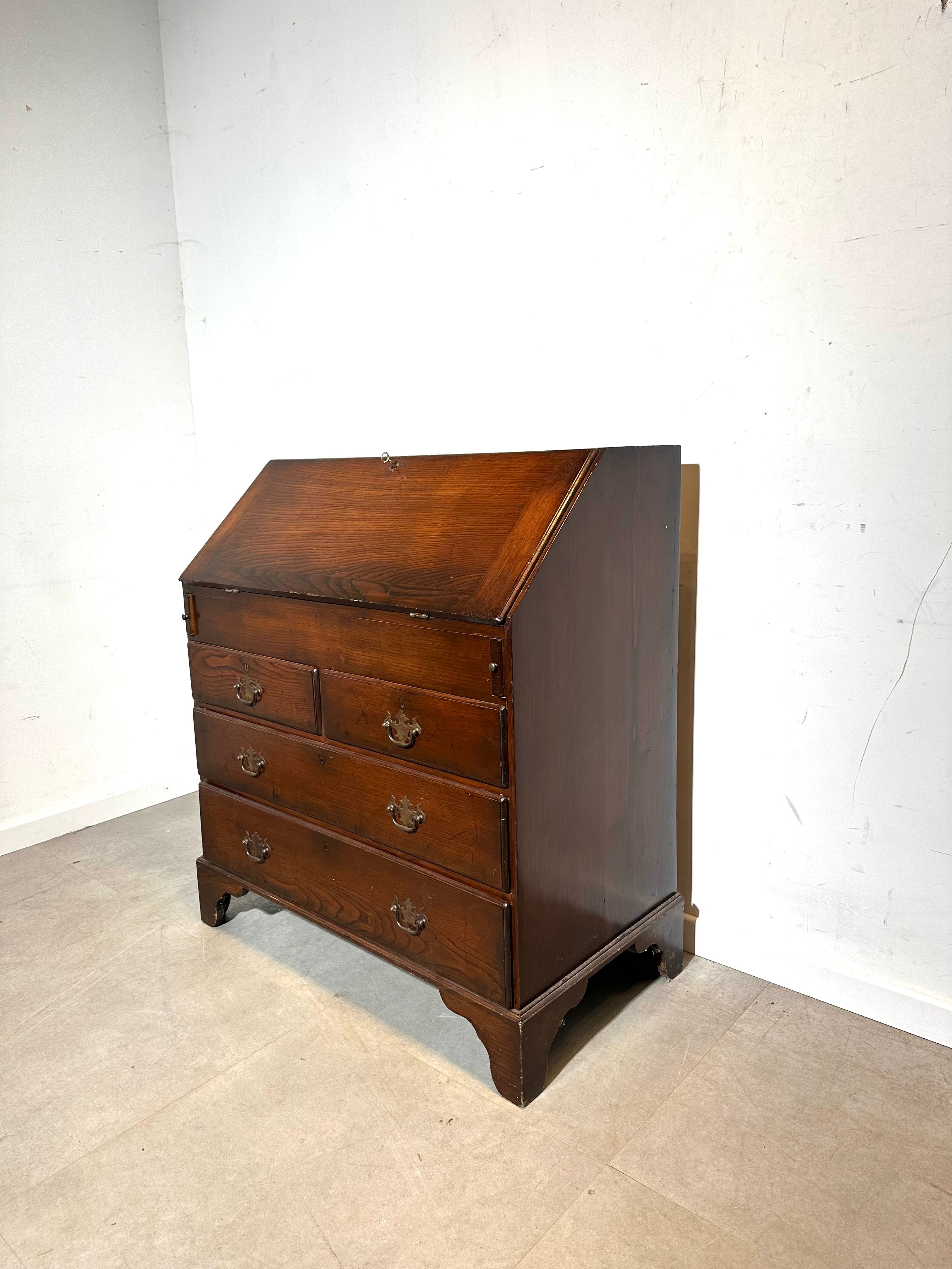 secrétaire ancien en bois