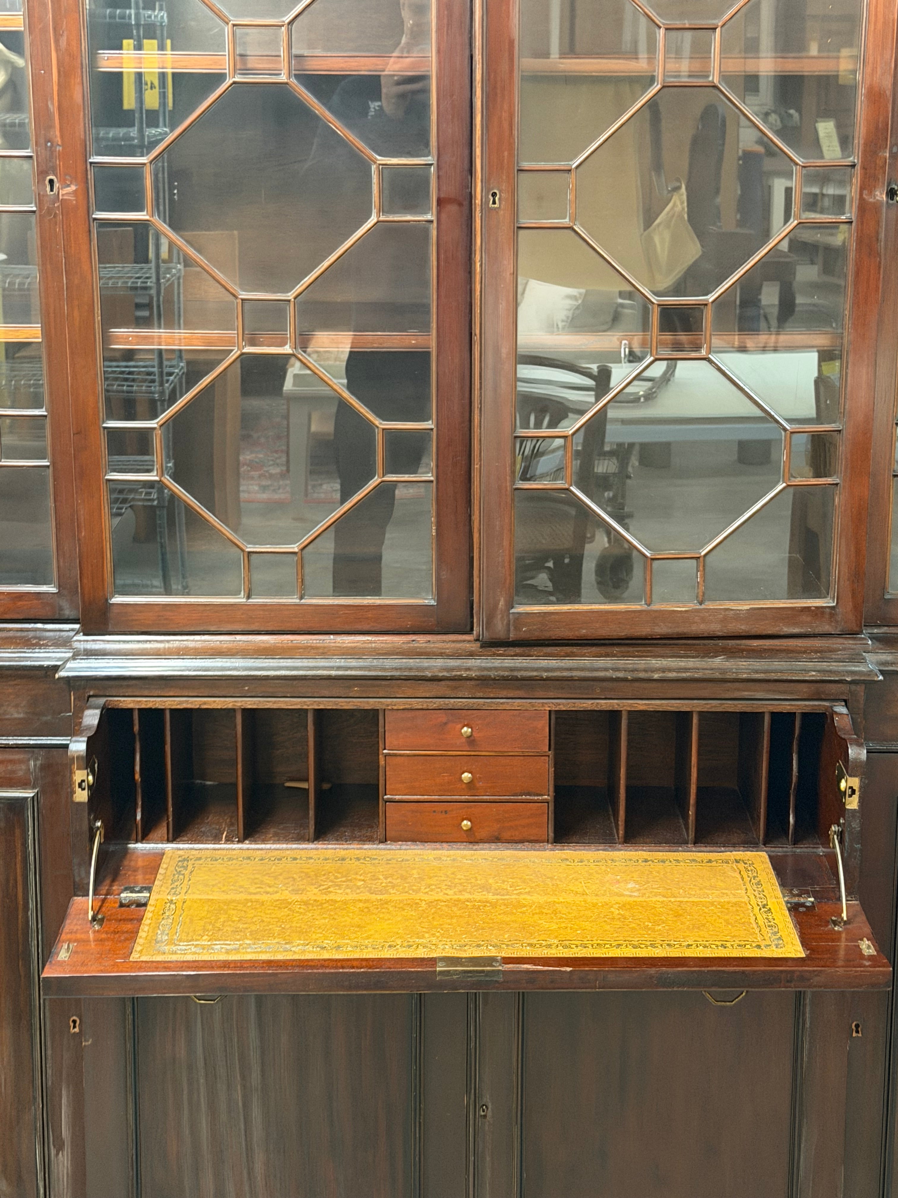 Antique English Display Cabinet / Bookcase Secretaire – 190 x 215 x 70 cm