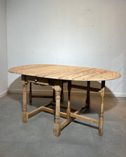 Pine Drop- Leaf Dinning Table