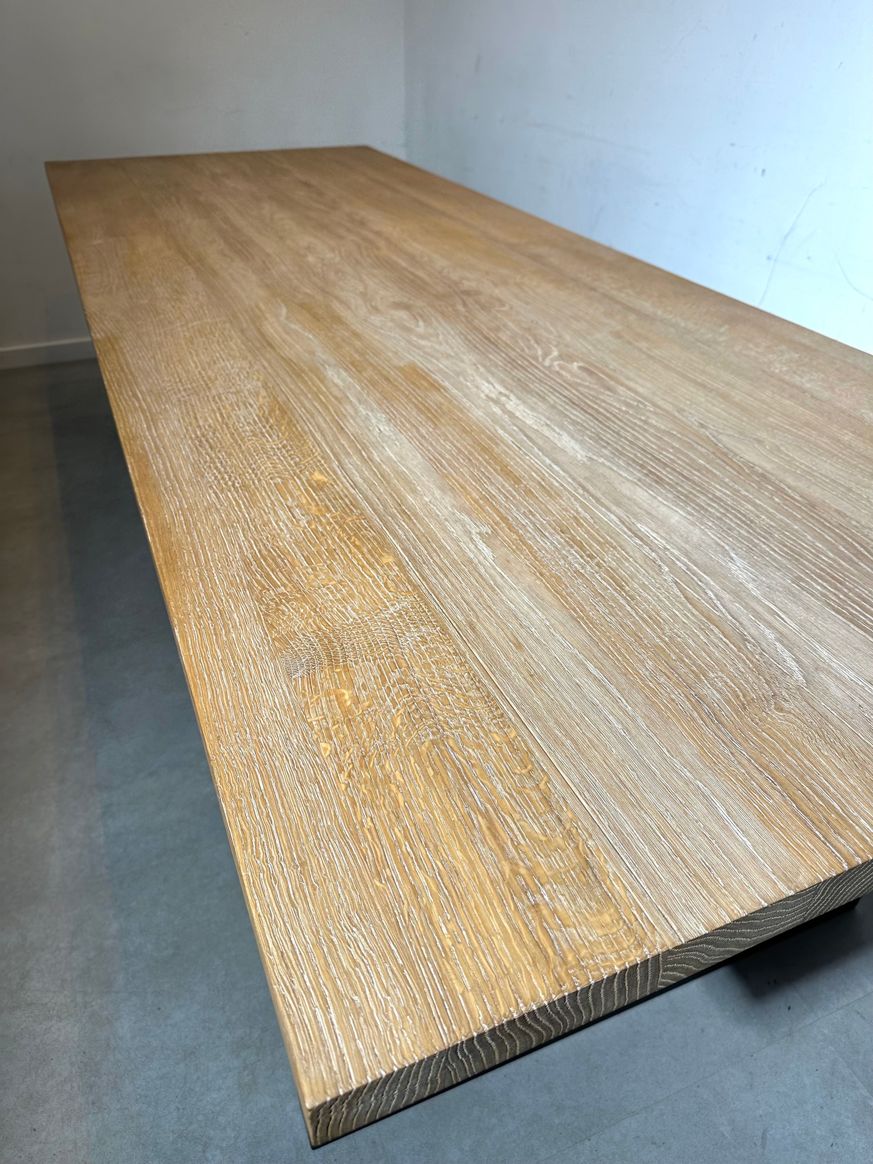 Grutman dining table – solid oak top 270 cm