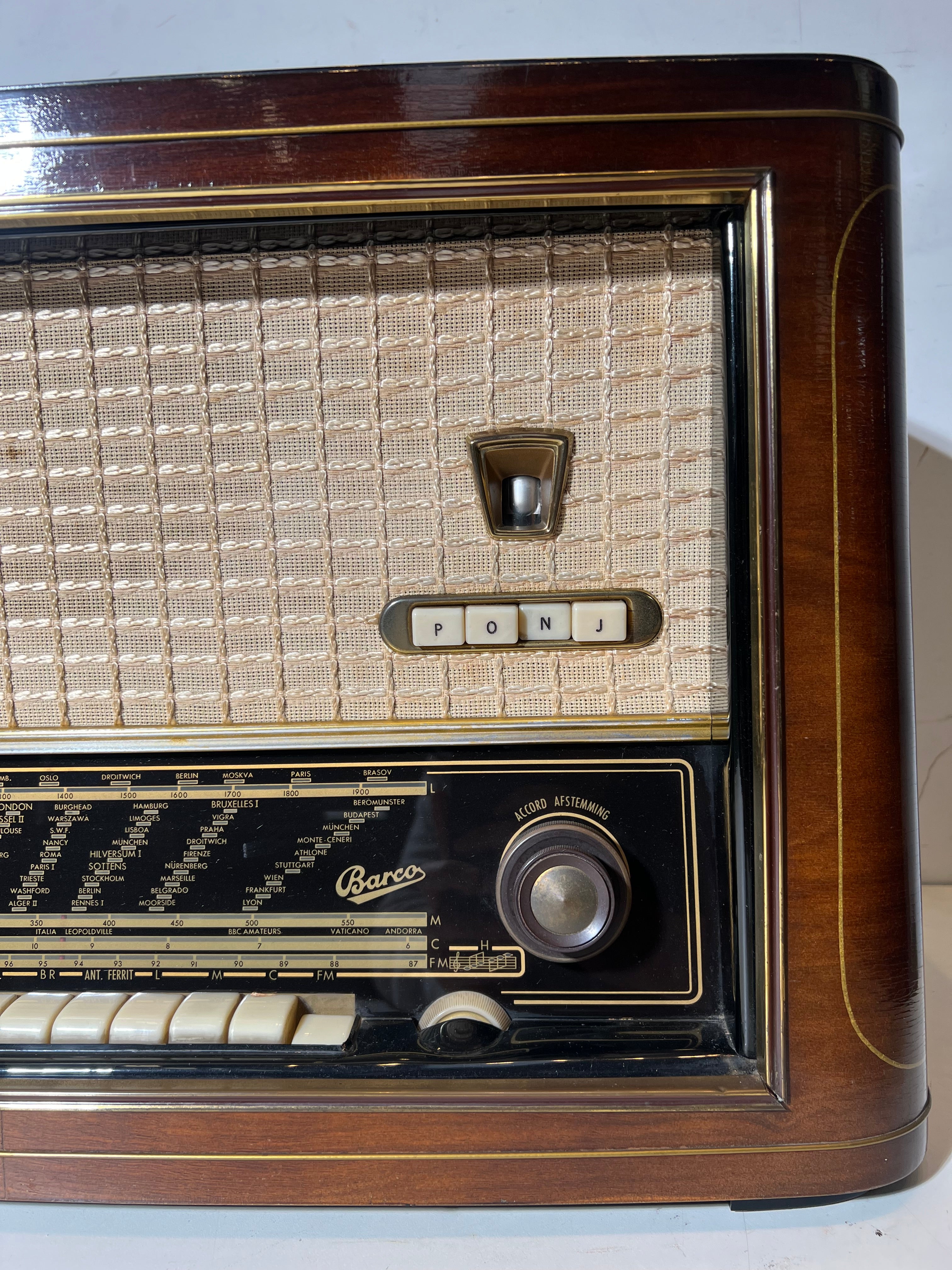 Vintage Barco Tube Radio – Wooden Cabinet – Belgium – 1950s