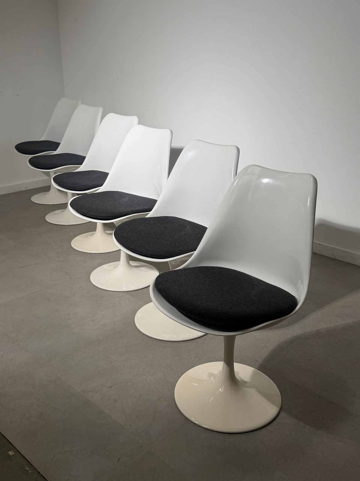 Rudi Bonzanini Tulip Dining Set – Oval Table & 6 Swivel Chairs, Italy, 1960s/70s