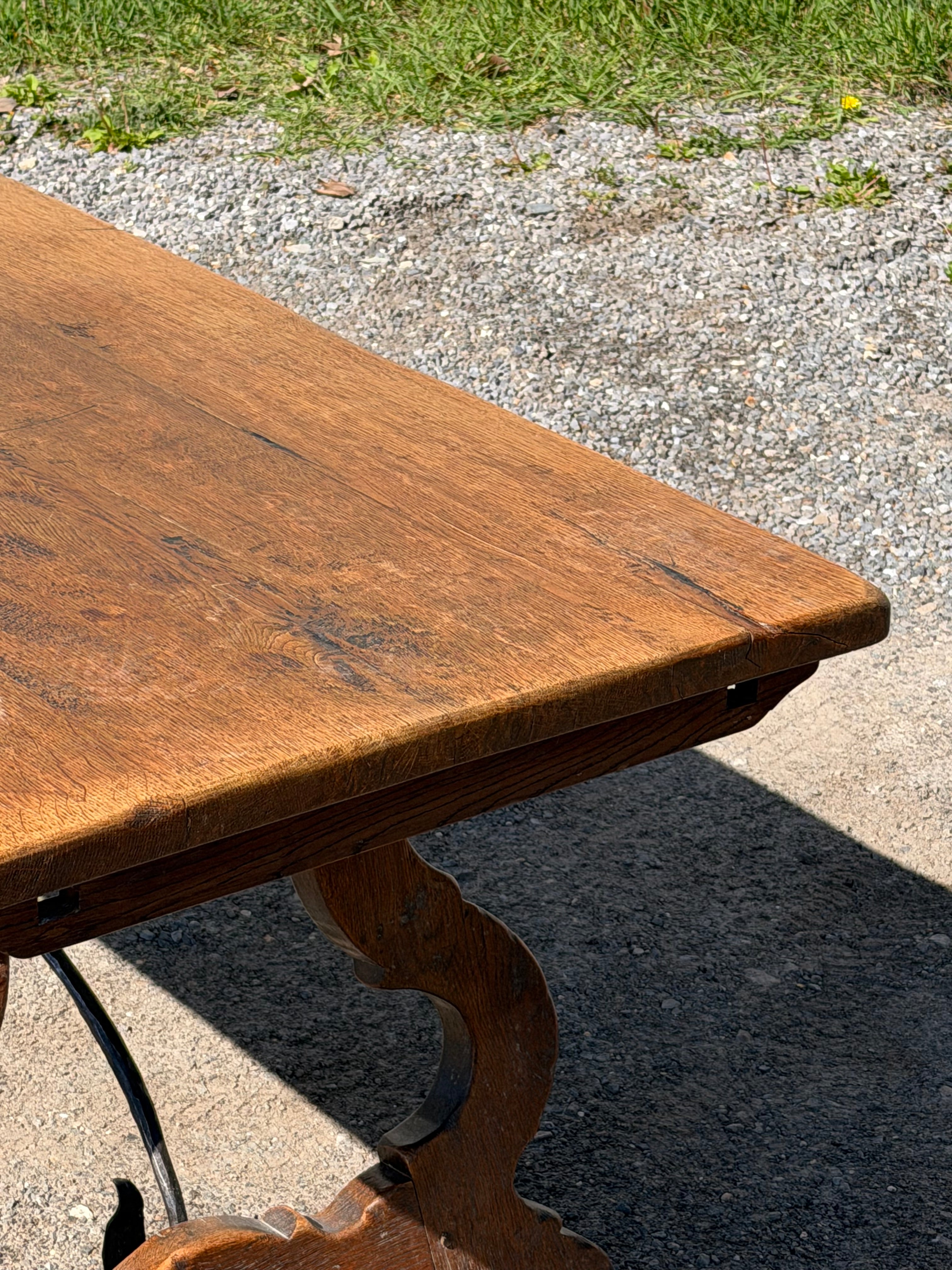 18th Century Spanish Dining Table – Solid Oak – 195 cm