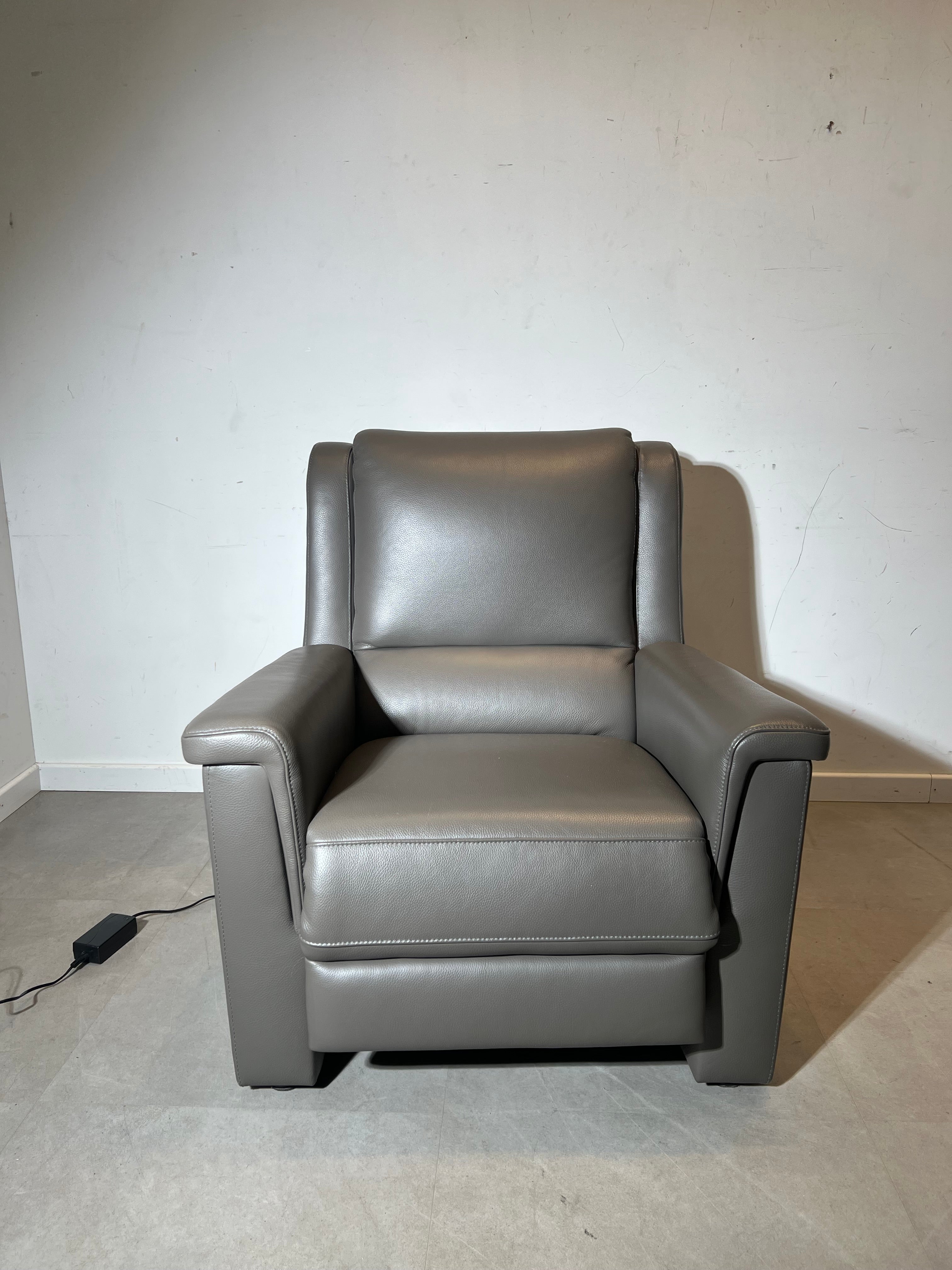 Modern Leather Sofa Set with Recliner