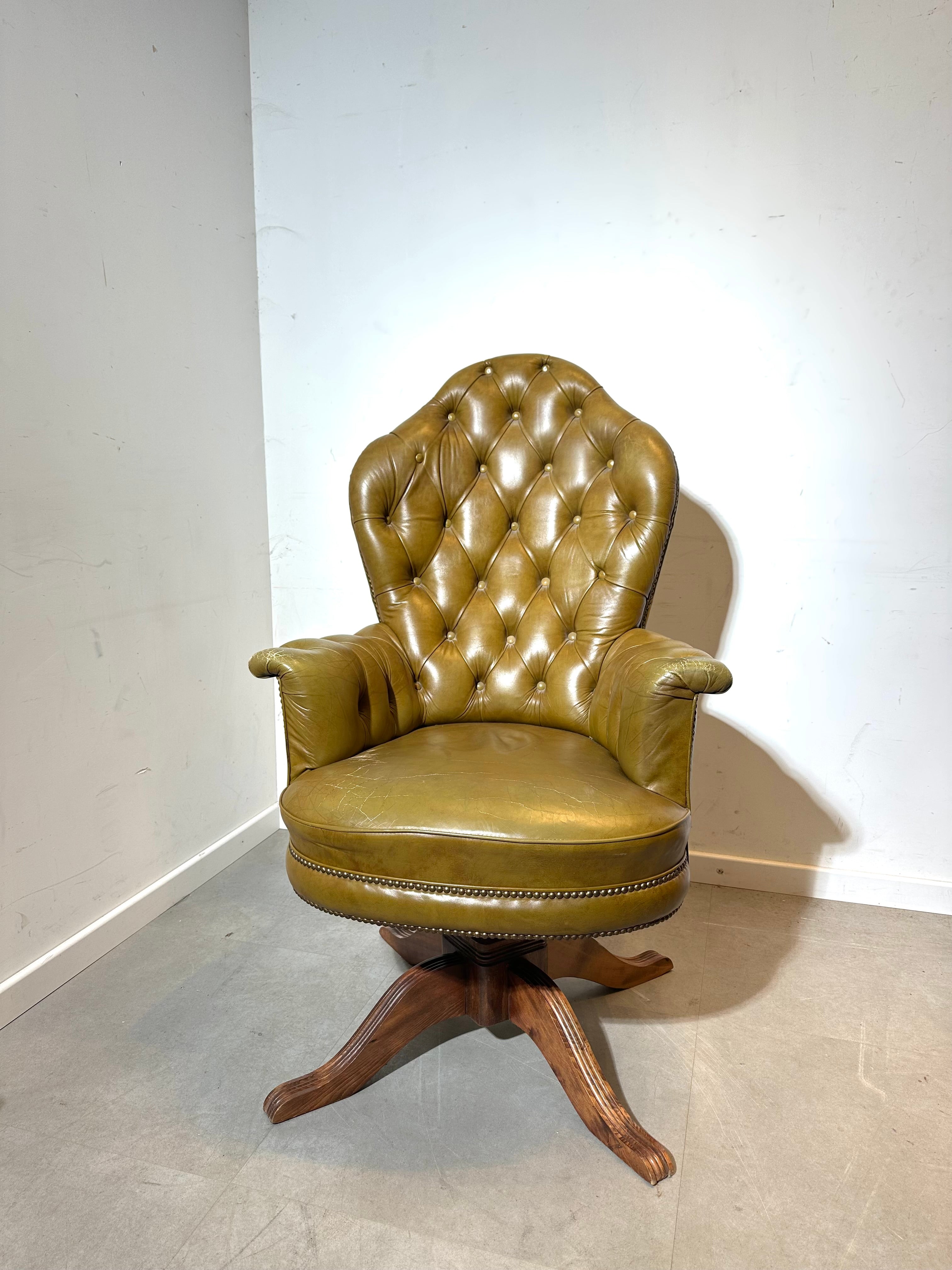 Vintage Chesterfield Swivel Armchair in Olive Green Leather
