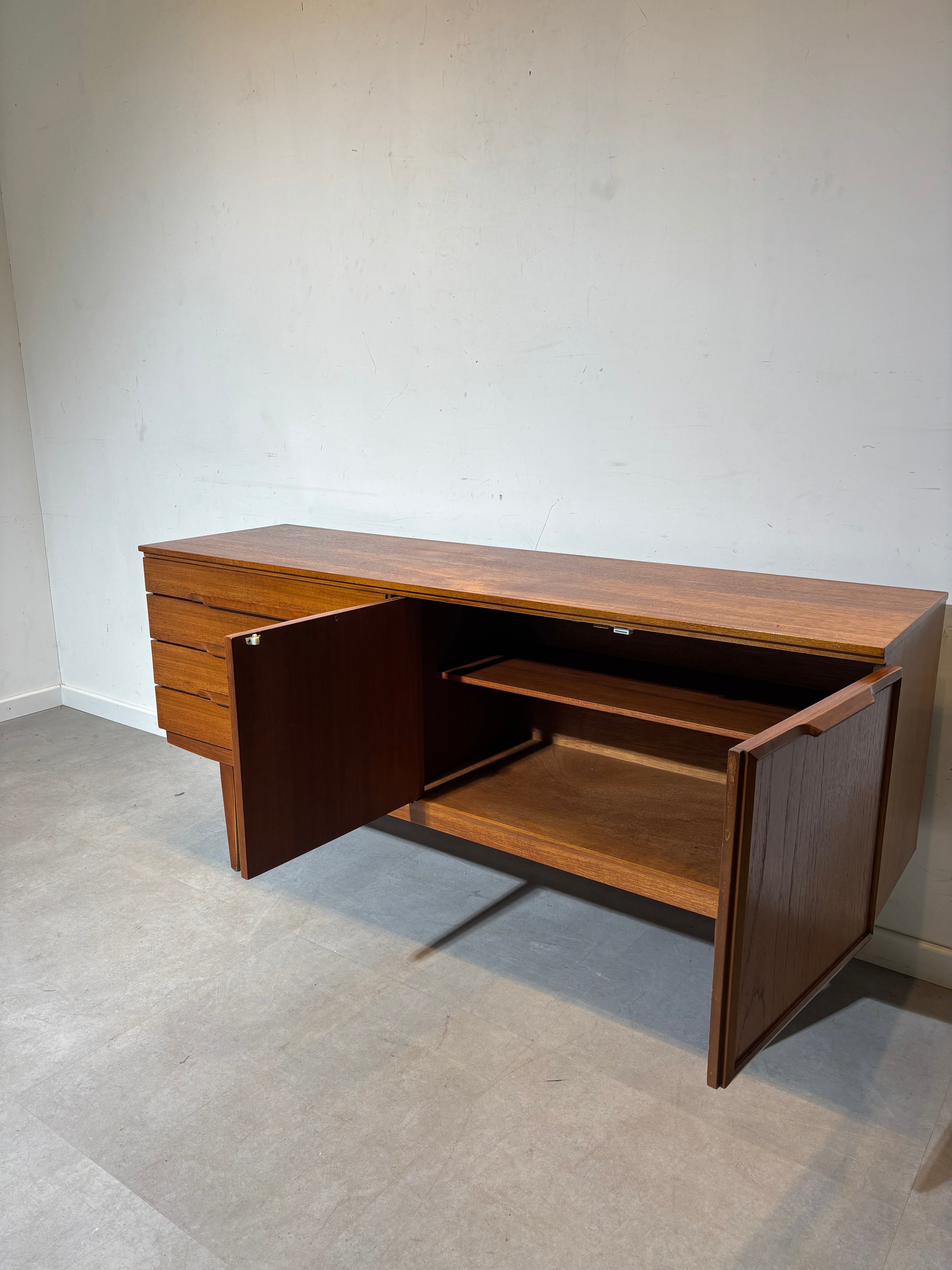 Buffet vintage « Ranella » en teck