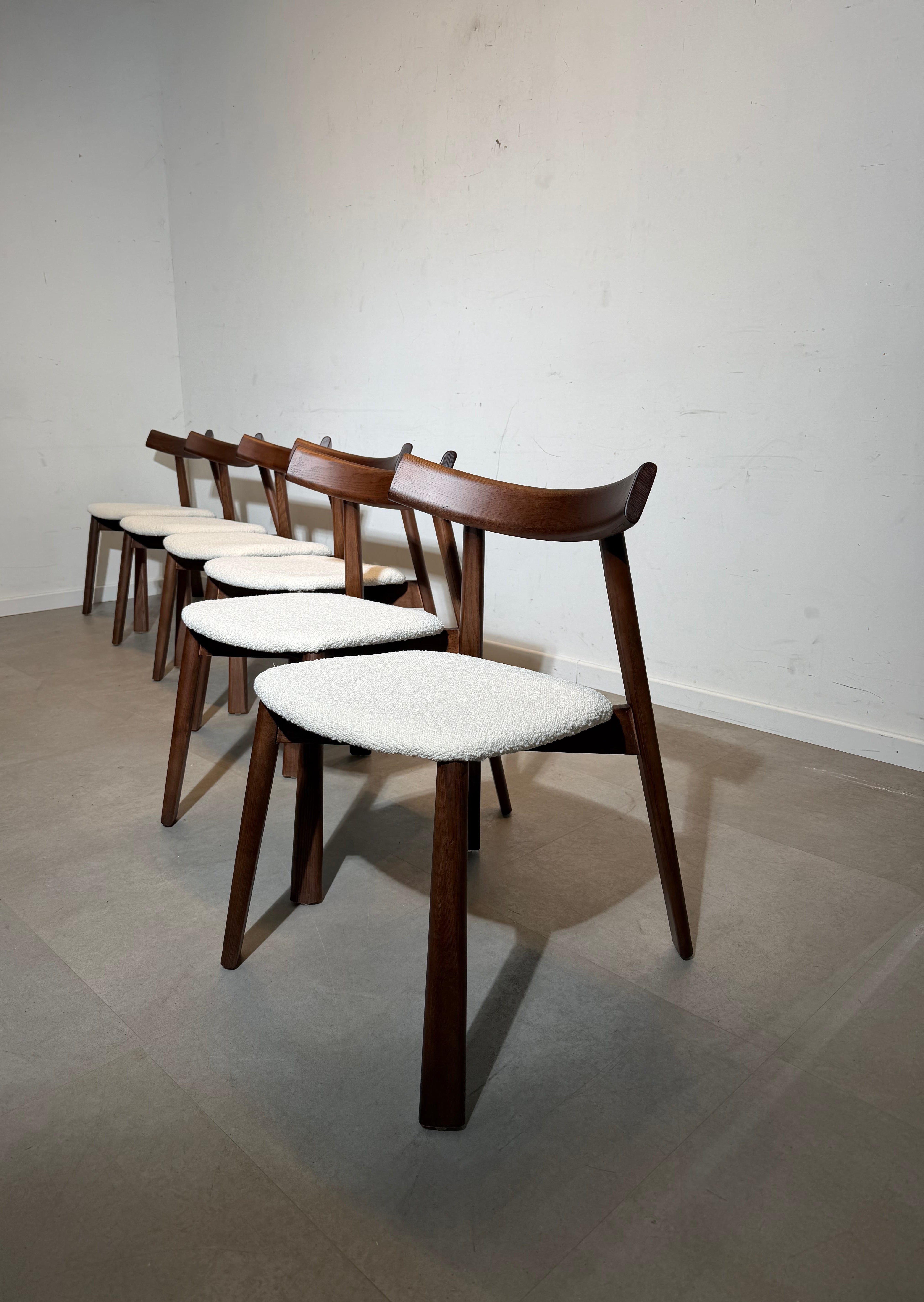 Chaise de salle à manger Nara Bouclé – Japandi Design