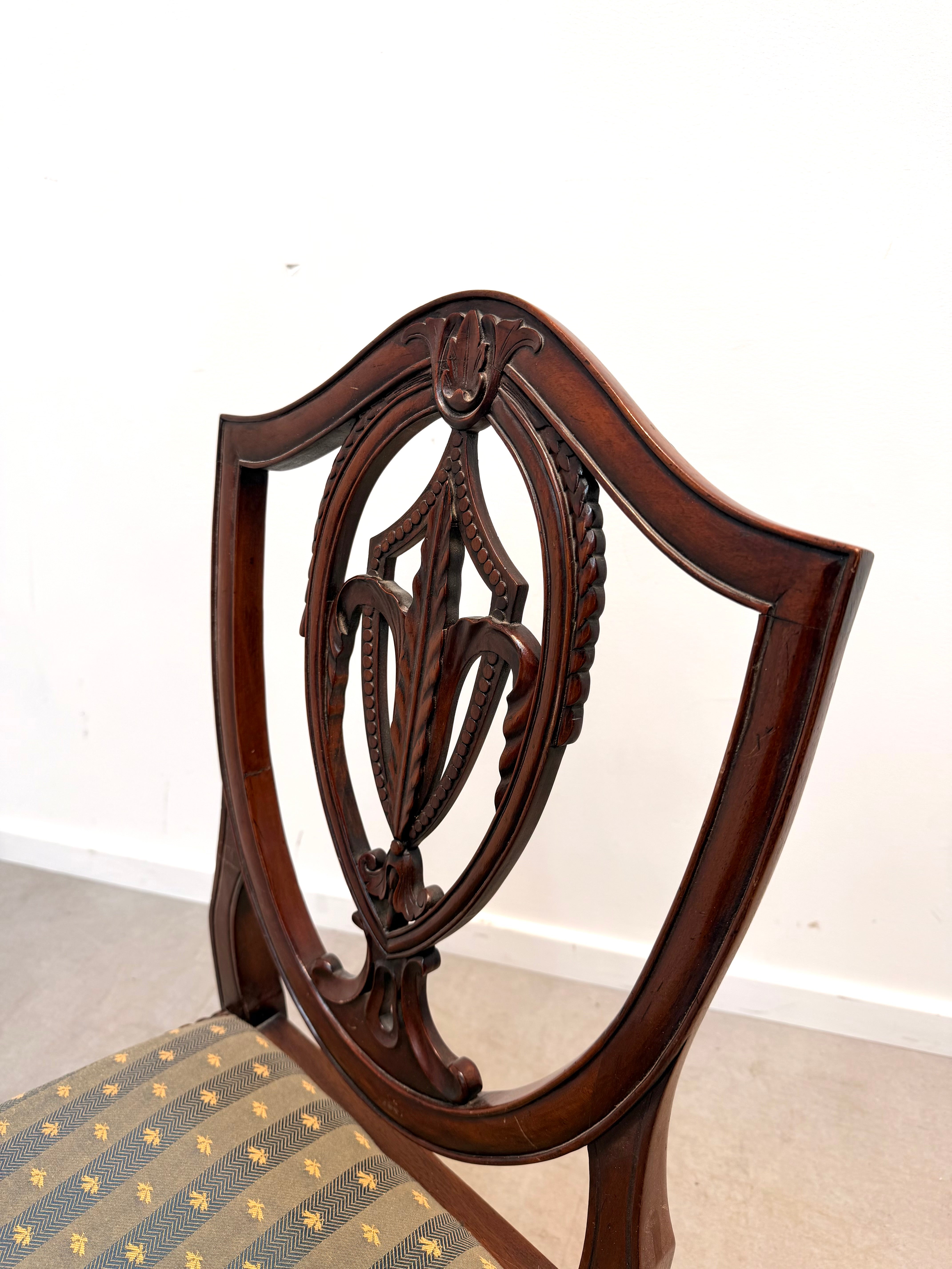 Set of 6 Antique Mahogany Shield Back Dining Chairs