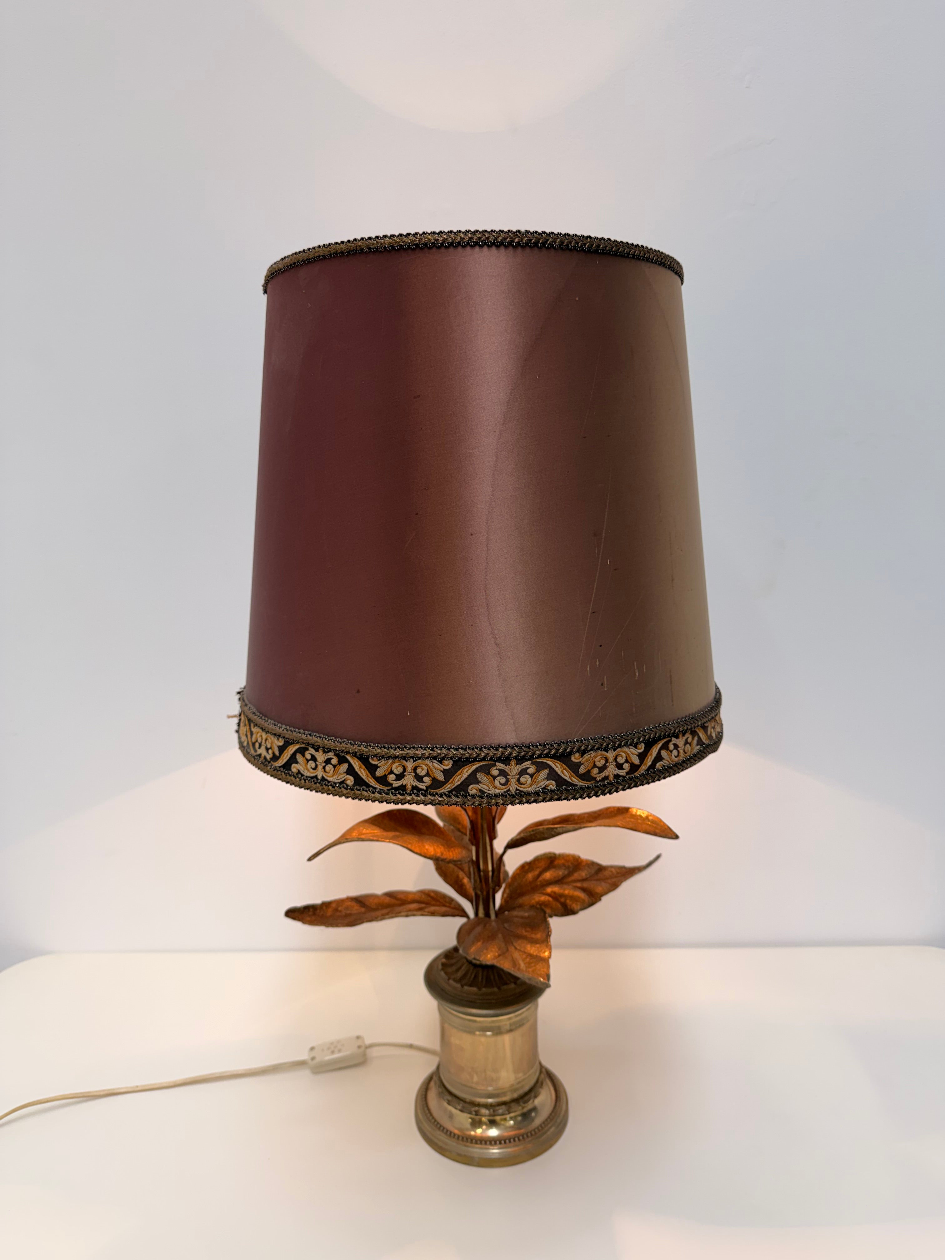 Willy Daro Table Lamp with Sculptural Leaf Base