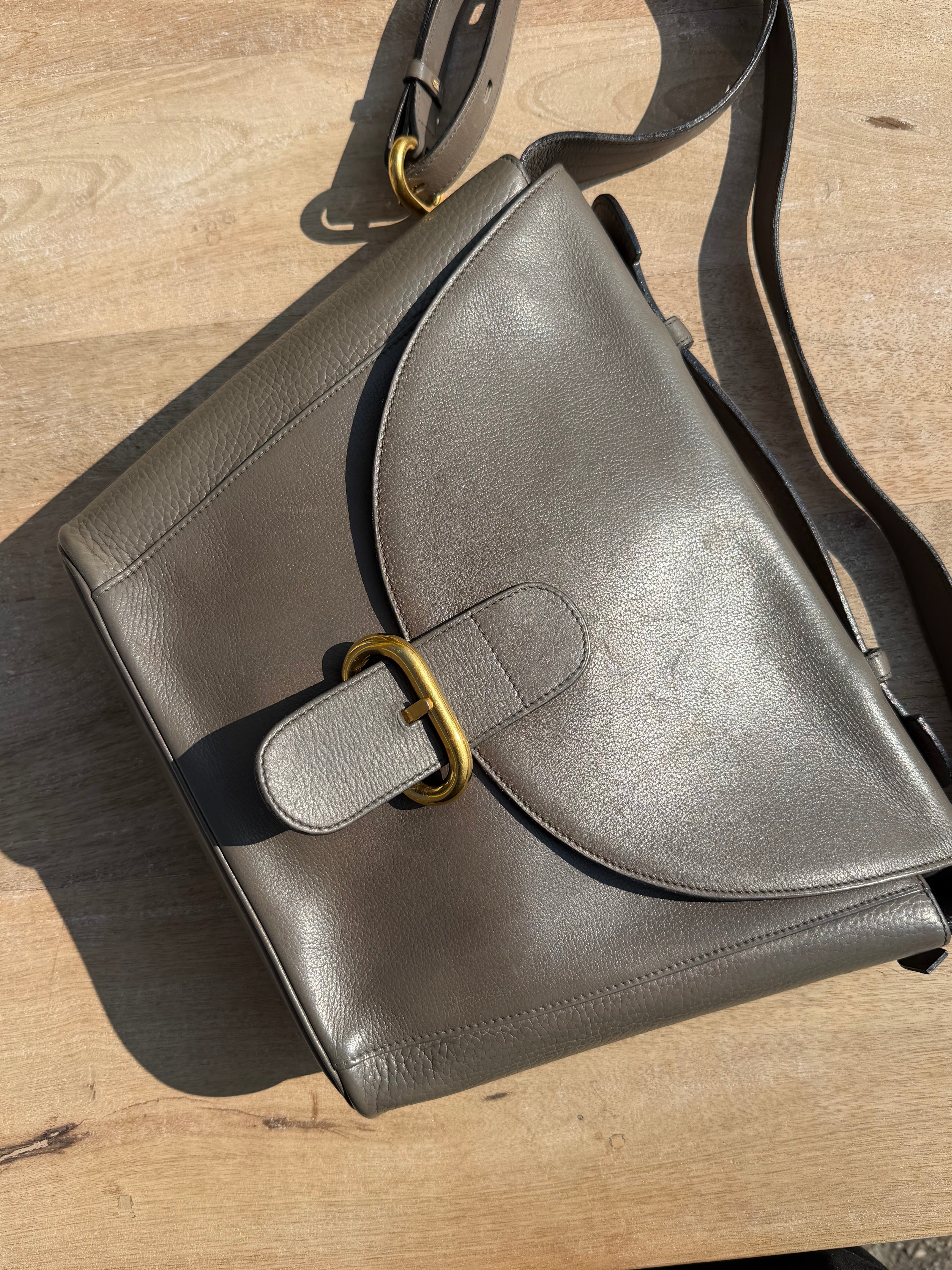 Delvaux Taupe Leather Crossbody Bag – Timeless Elegance – 25 x 33 cm
