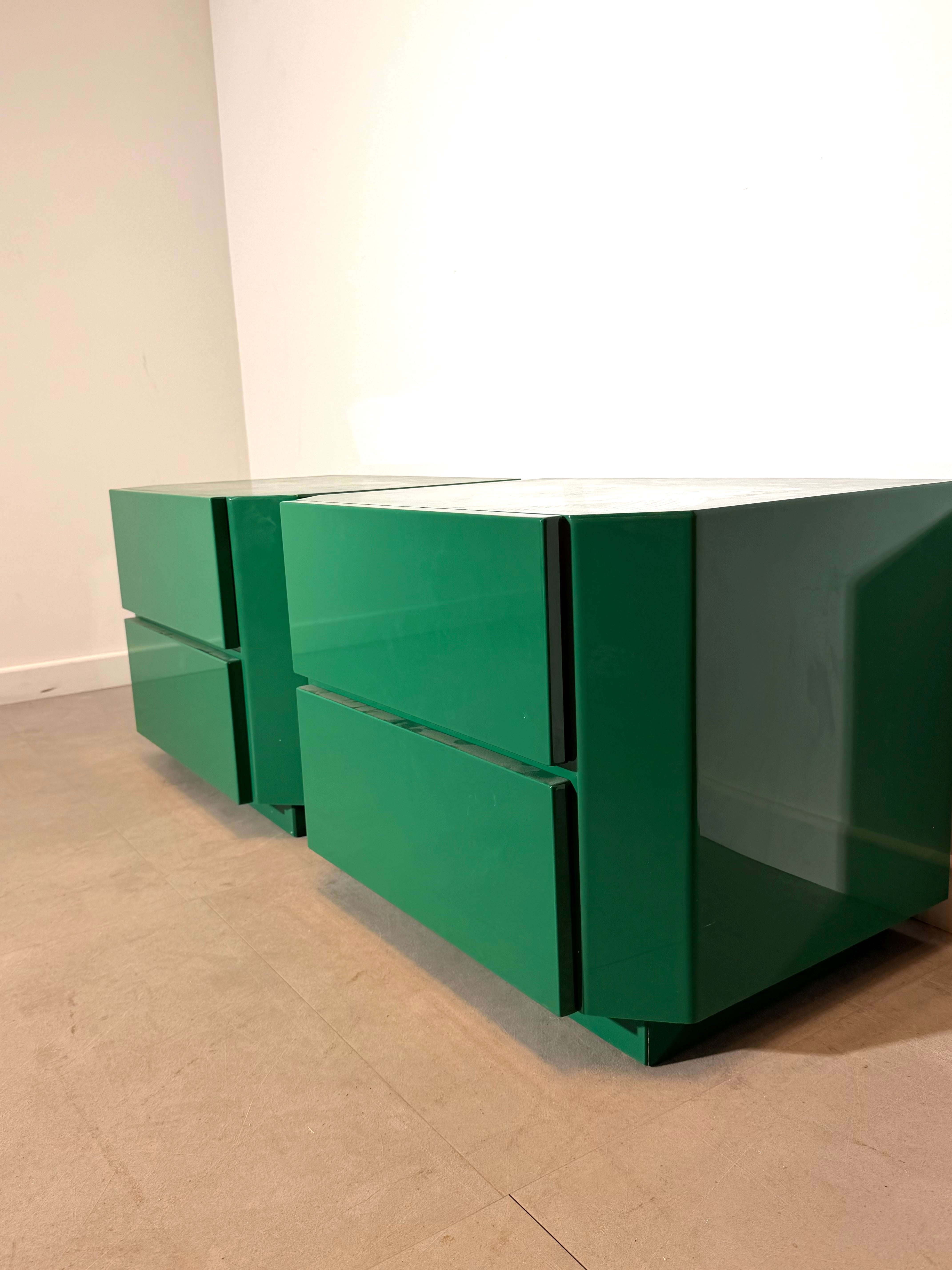 Emerald Green Lacquered Nightstands – Set of 2