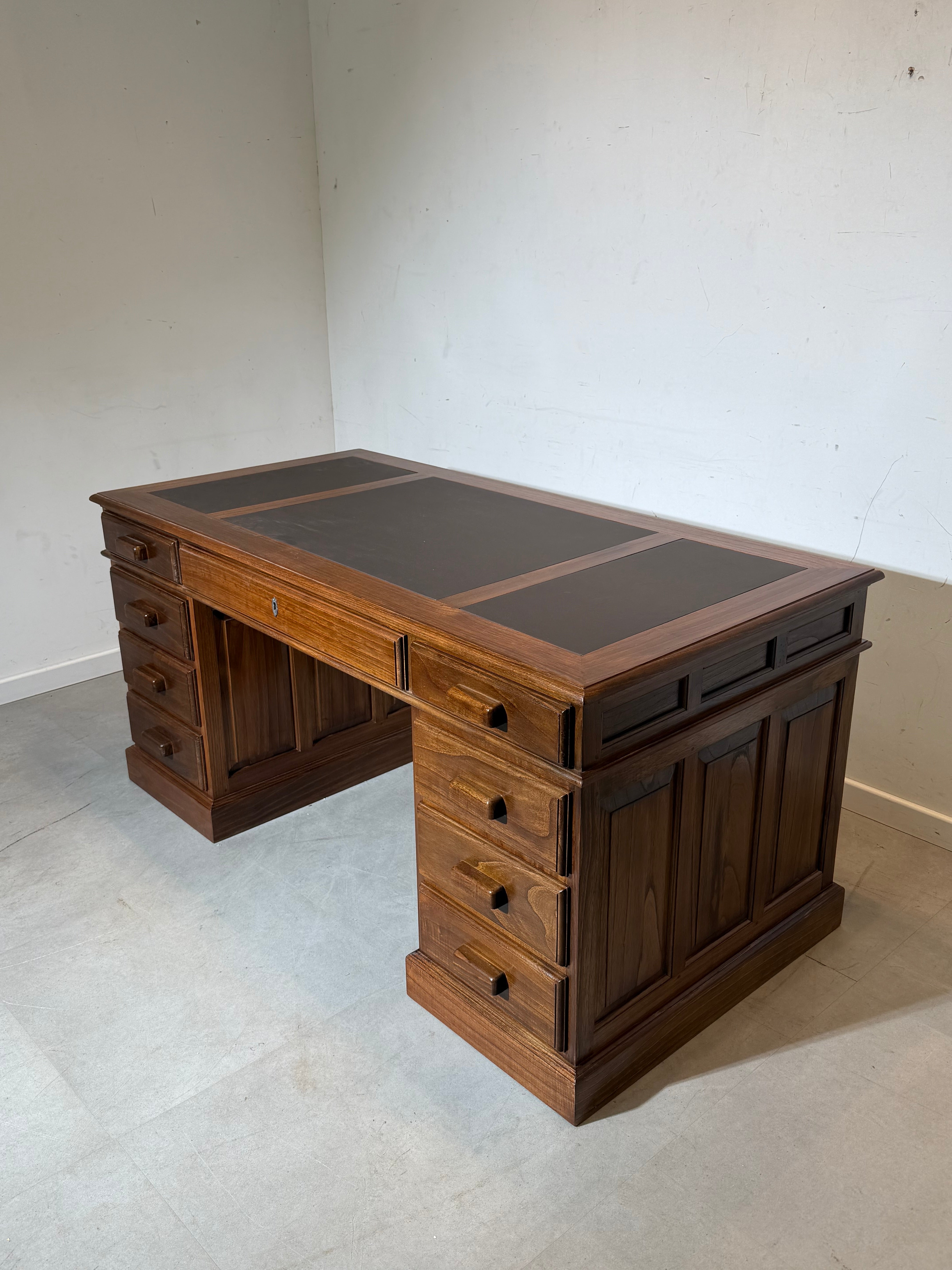 Antique Double-Sided Executive Desk – Elm Wood – 160 cm