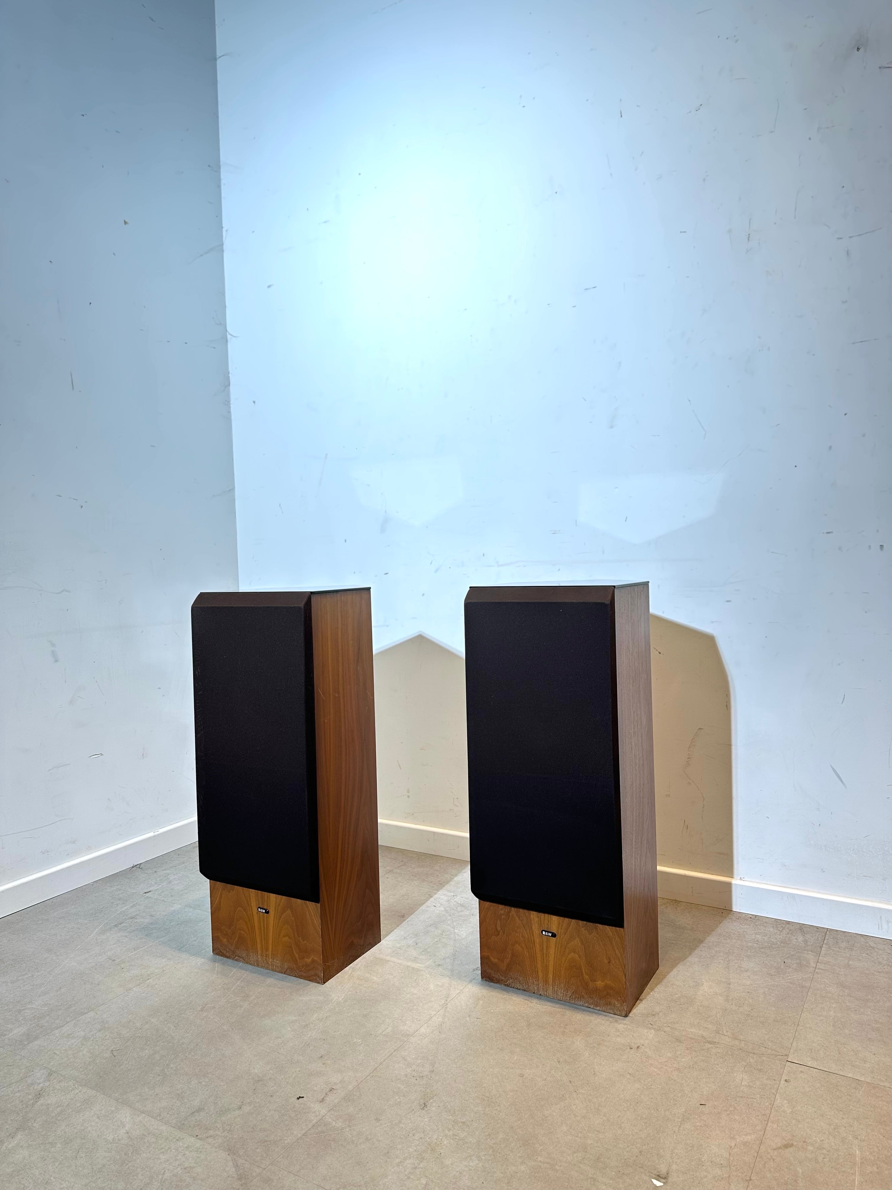 B&amp;W (Bowers &amp; Wilkins) vloerstaande luidsprekers DM 2000