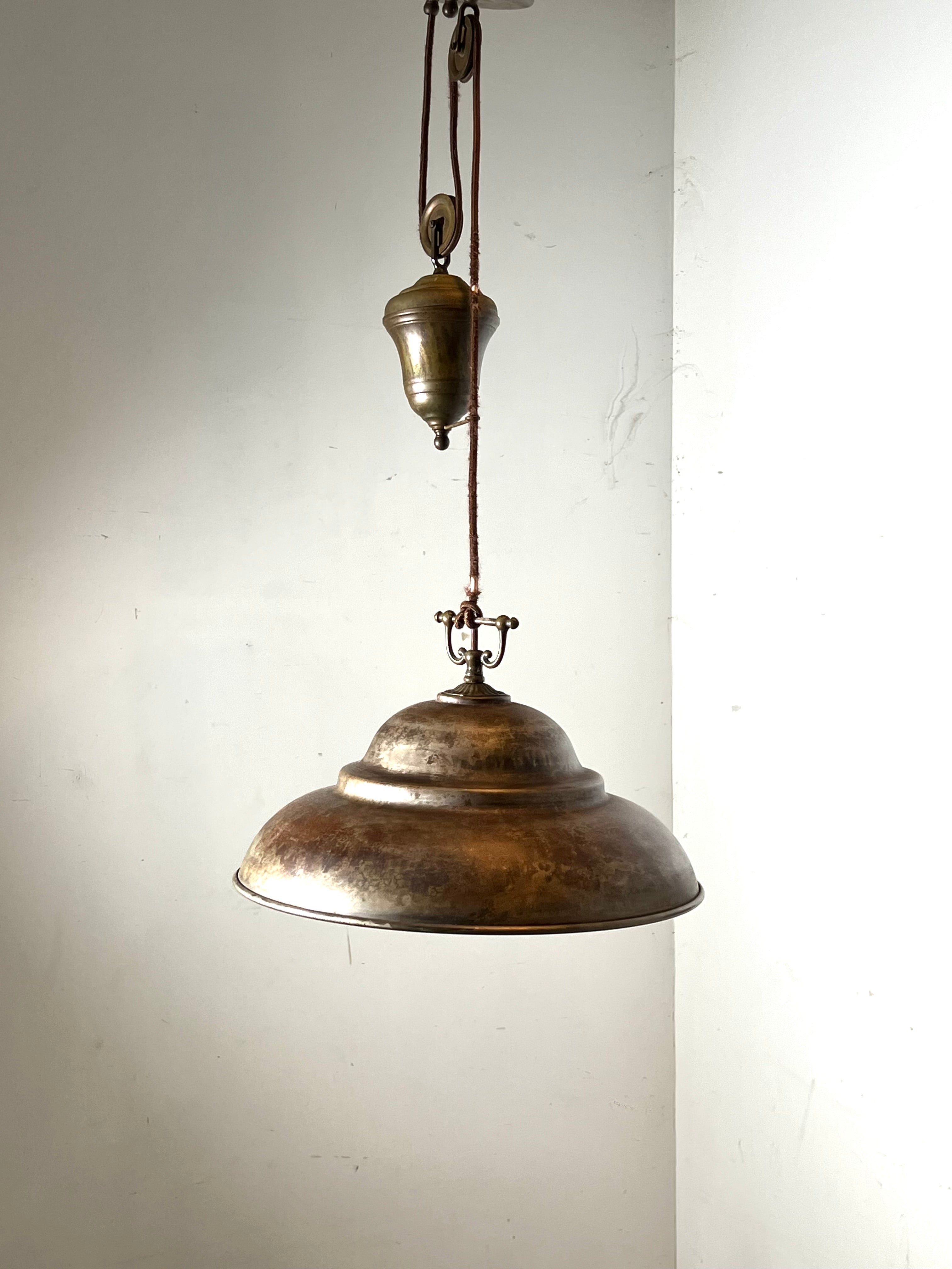 Industrial Counterweight Pendant Lamp