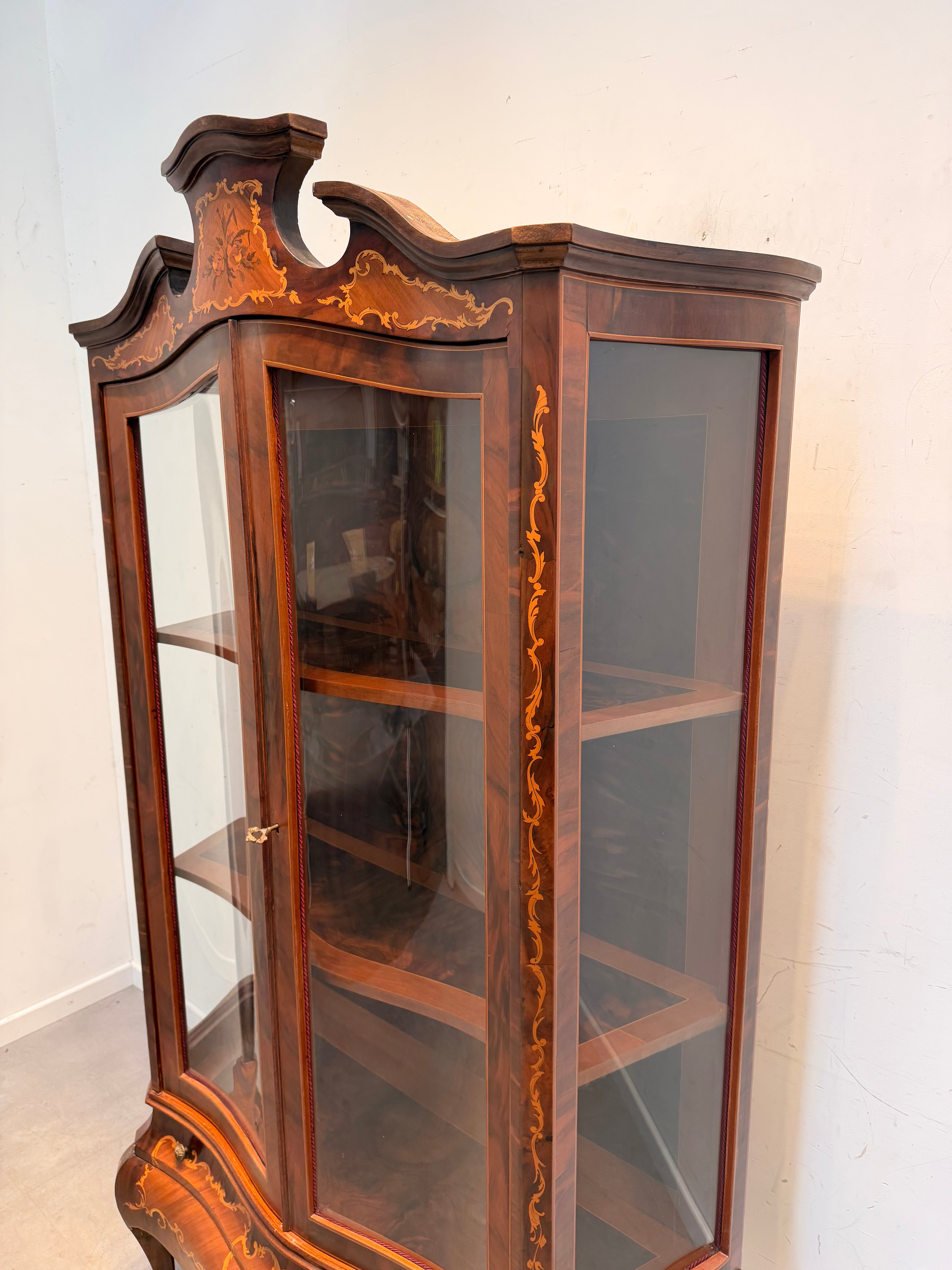 Vitrine Cabinet In Marquetry