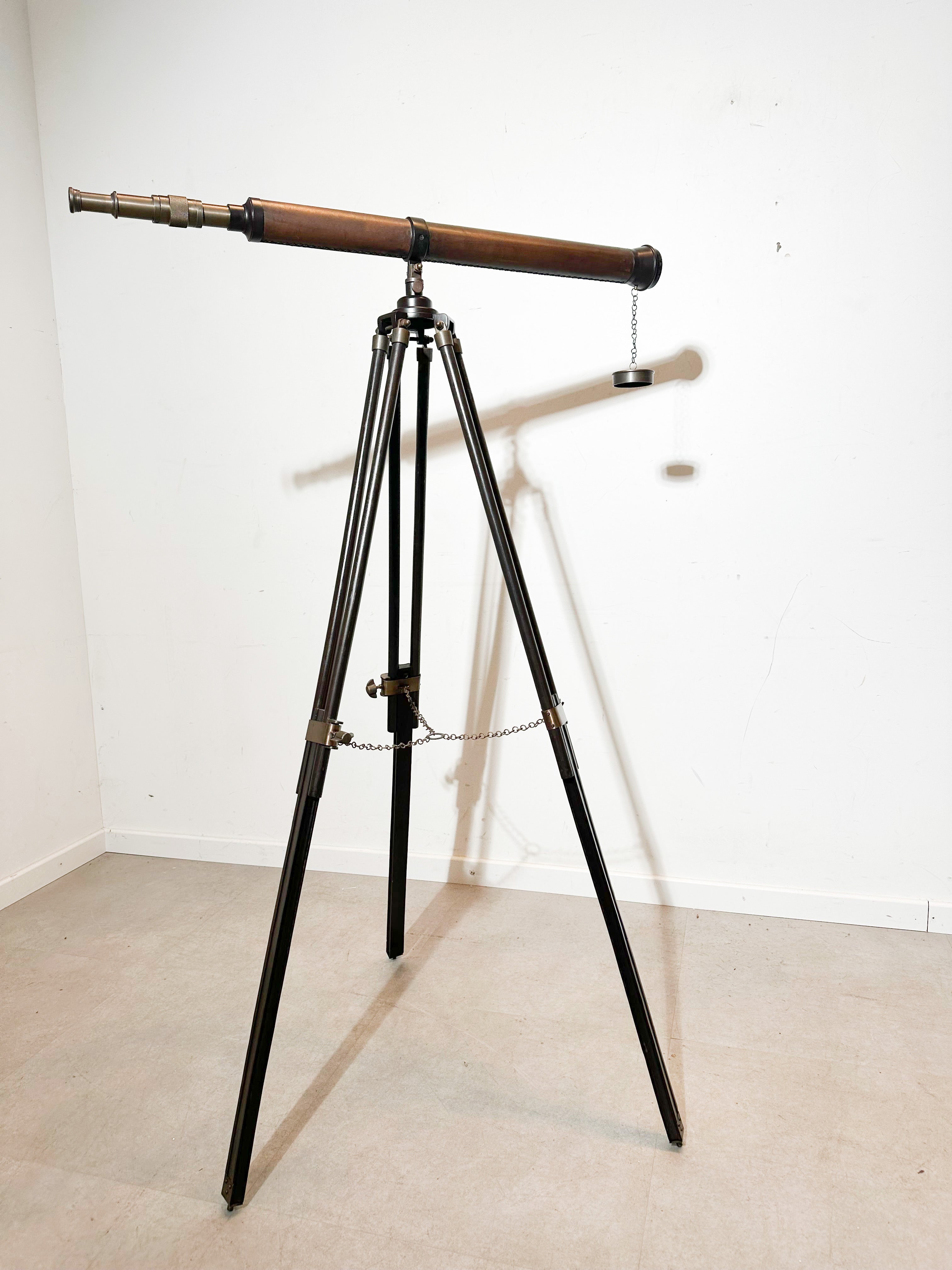 Télescope en bois