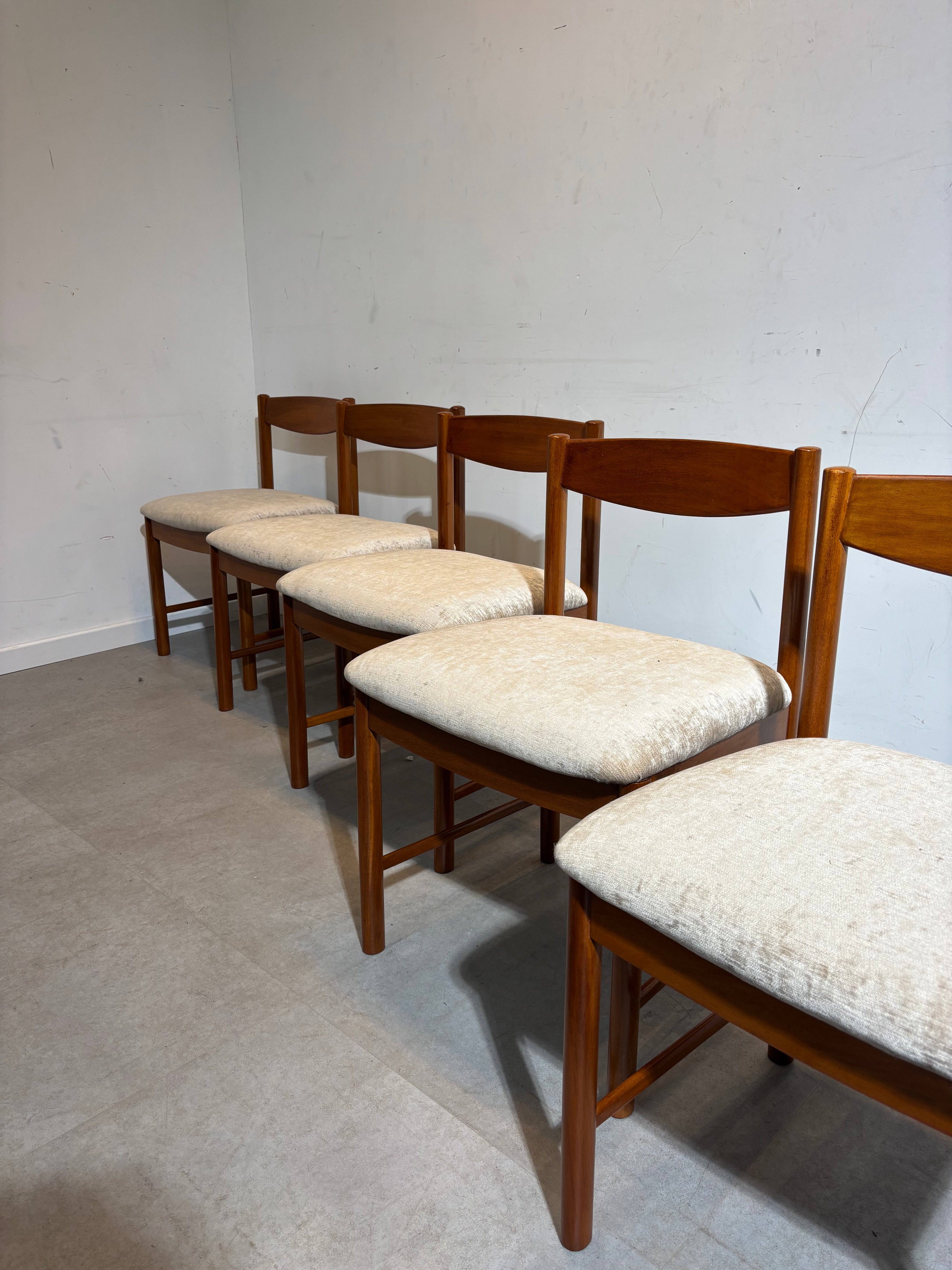 Set of 6 Mcintosh Chairs