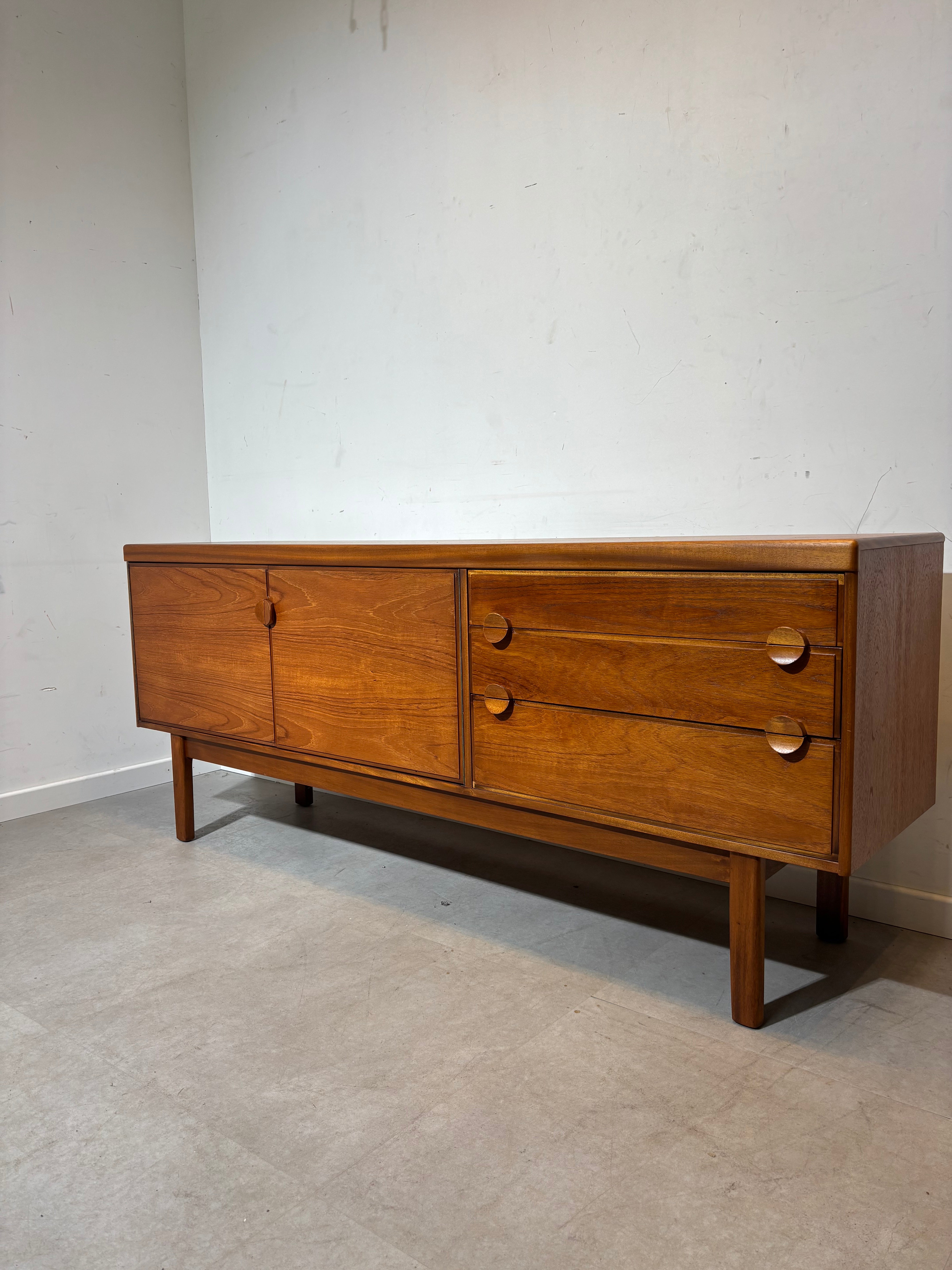 Vintage Nathan teak sideboard 3 drawers - 2 doors