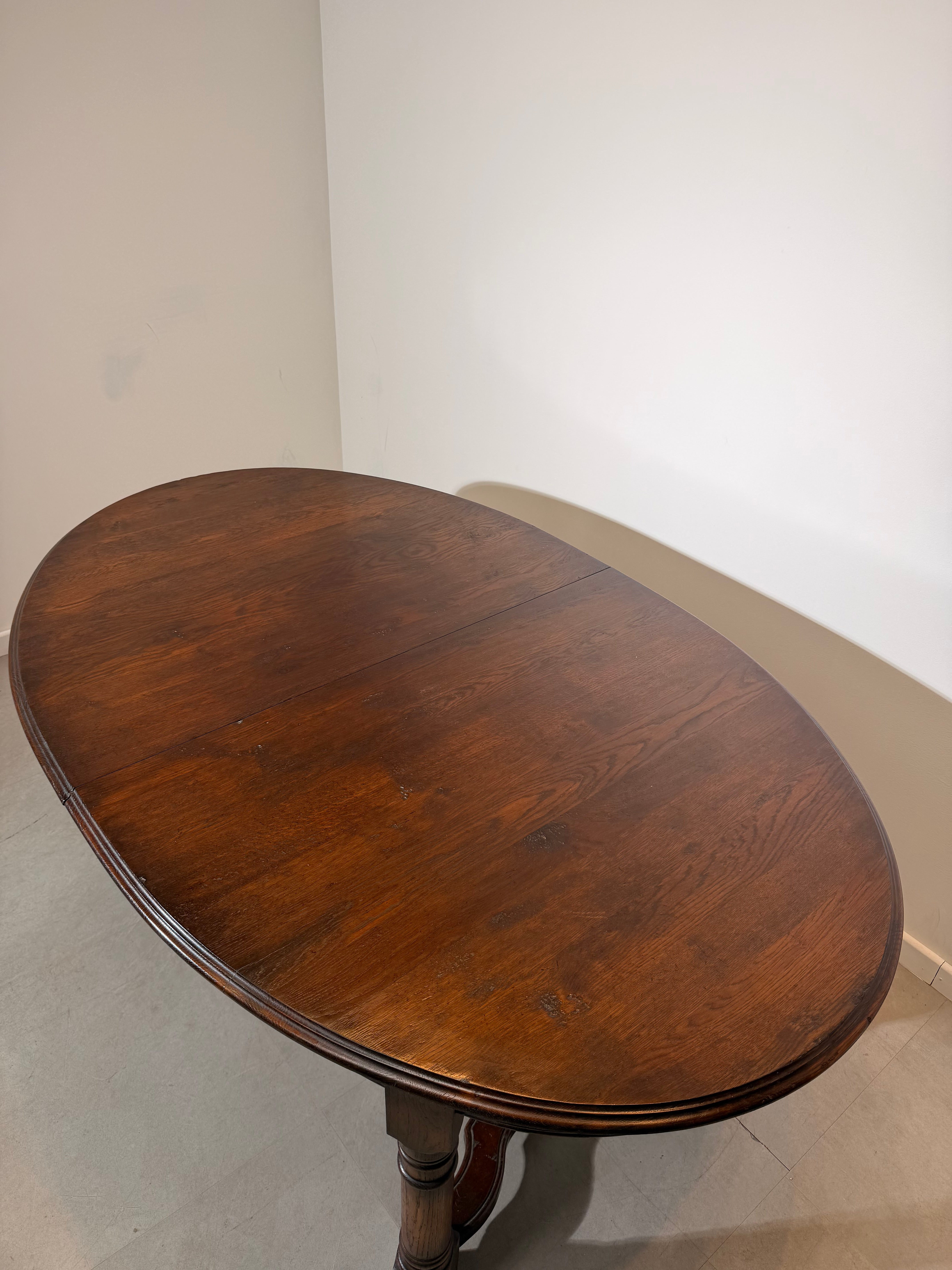 Old New England Oak Extending Dining Table