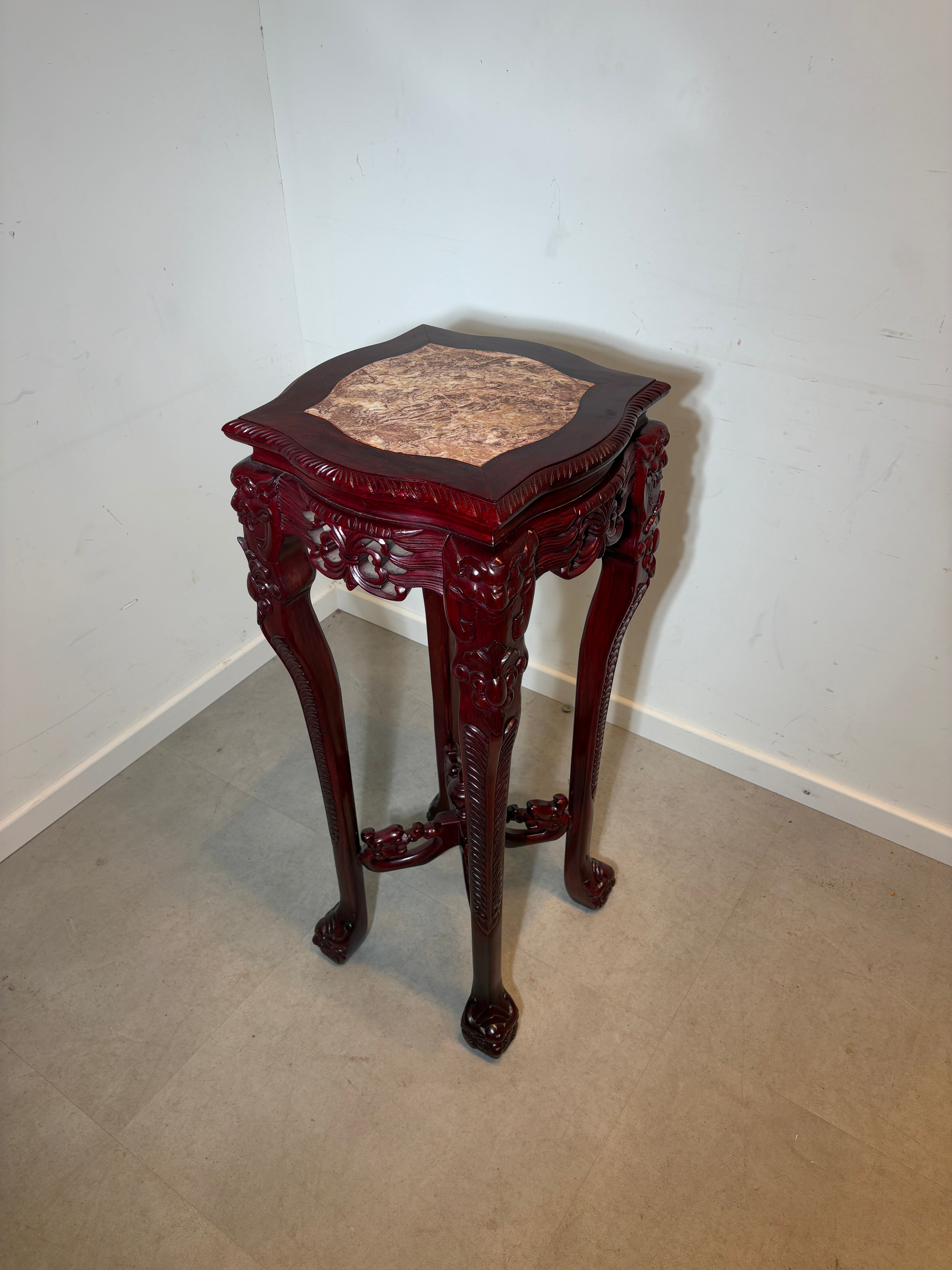 Oriental Pedestal Rosewood