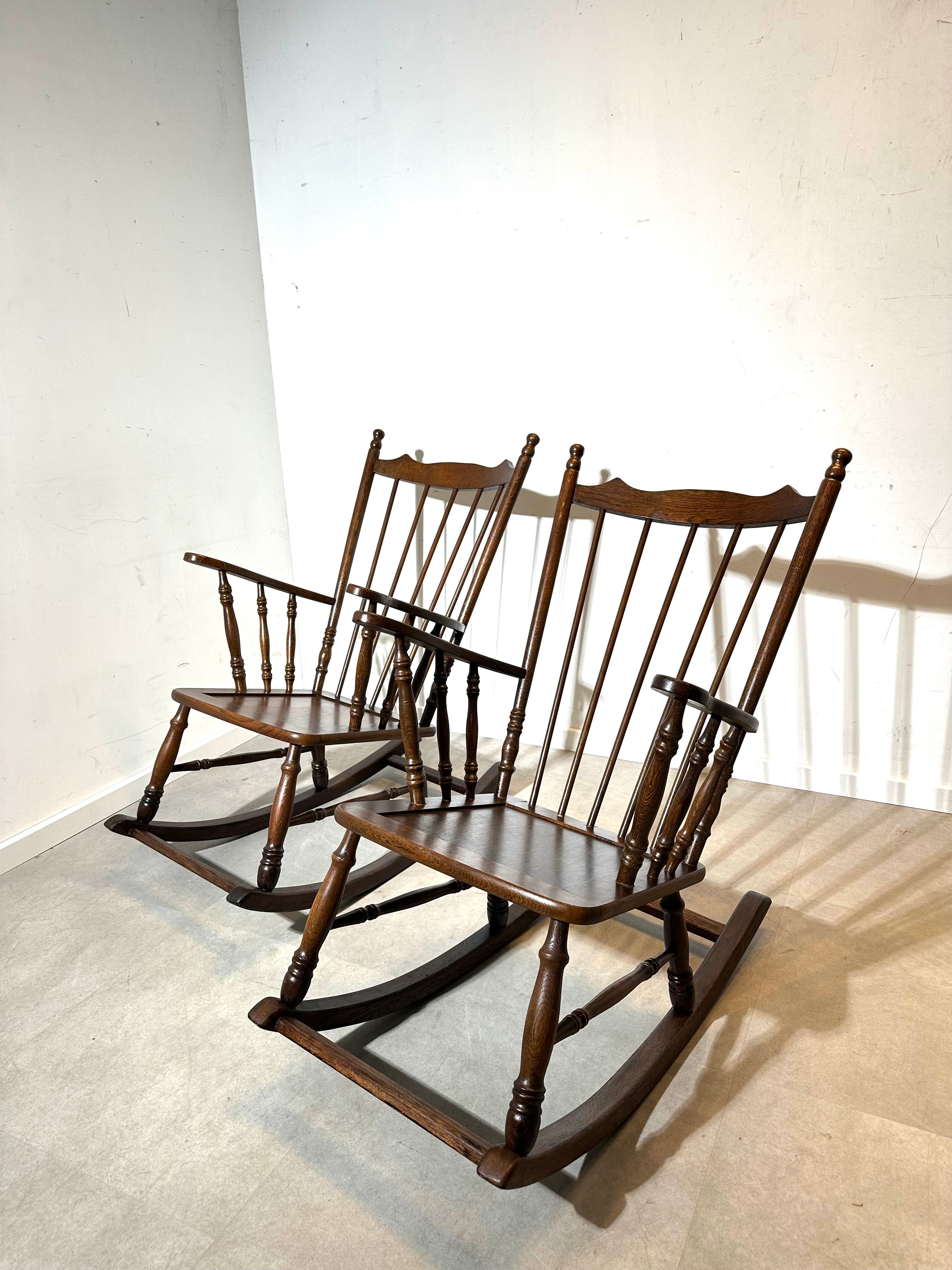 Vintage Windsor Rocking Chair in Dark Oak