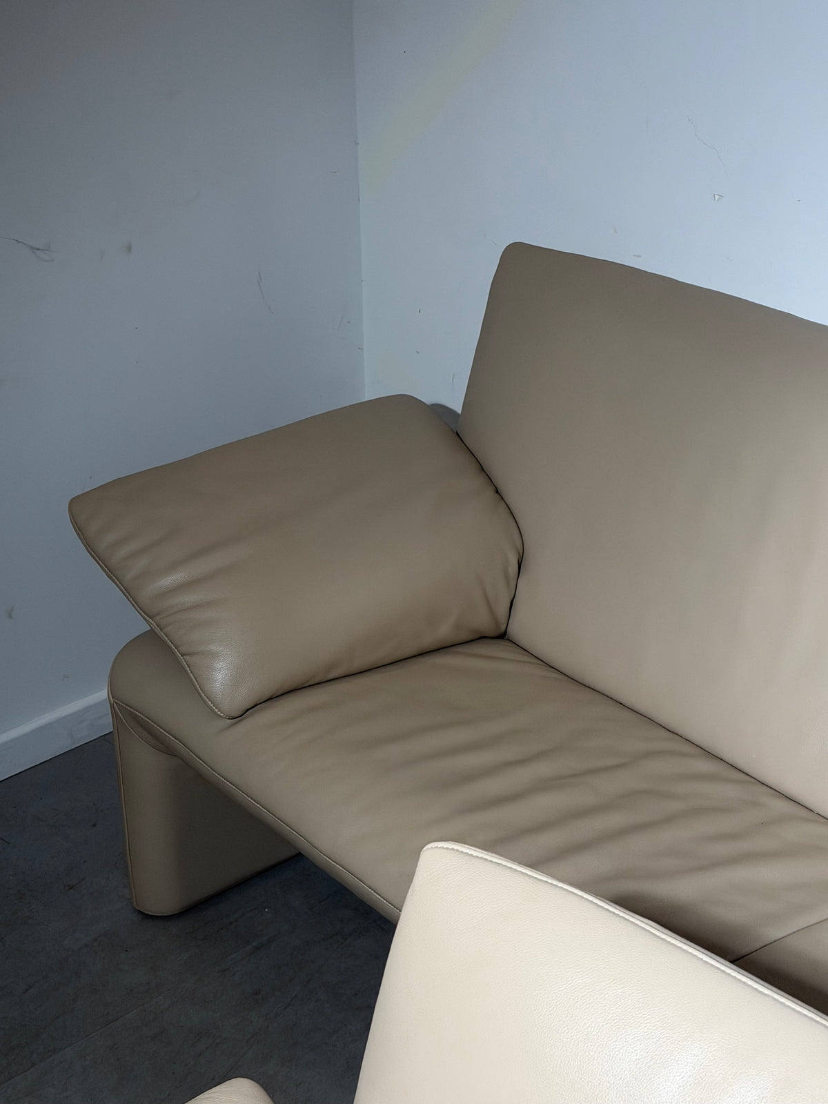 Jori Linea Sofa Set 3 + 2 Cream Leather