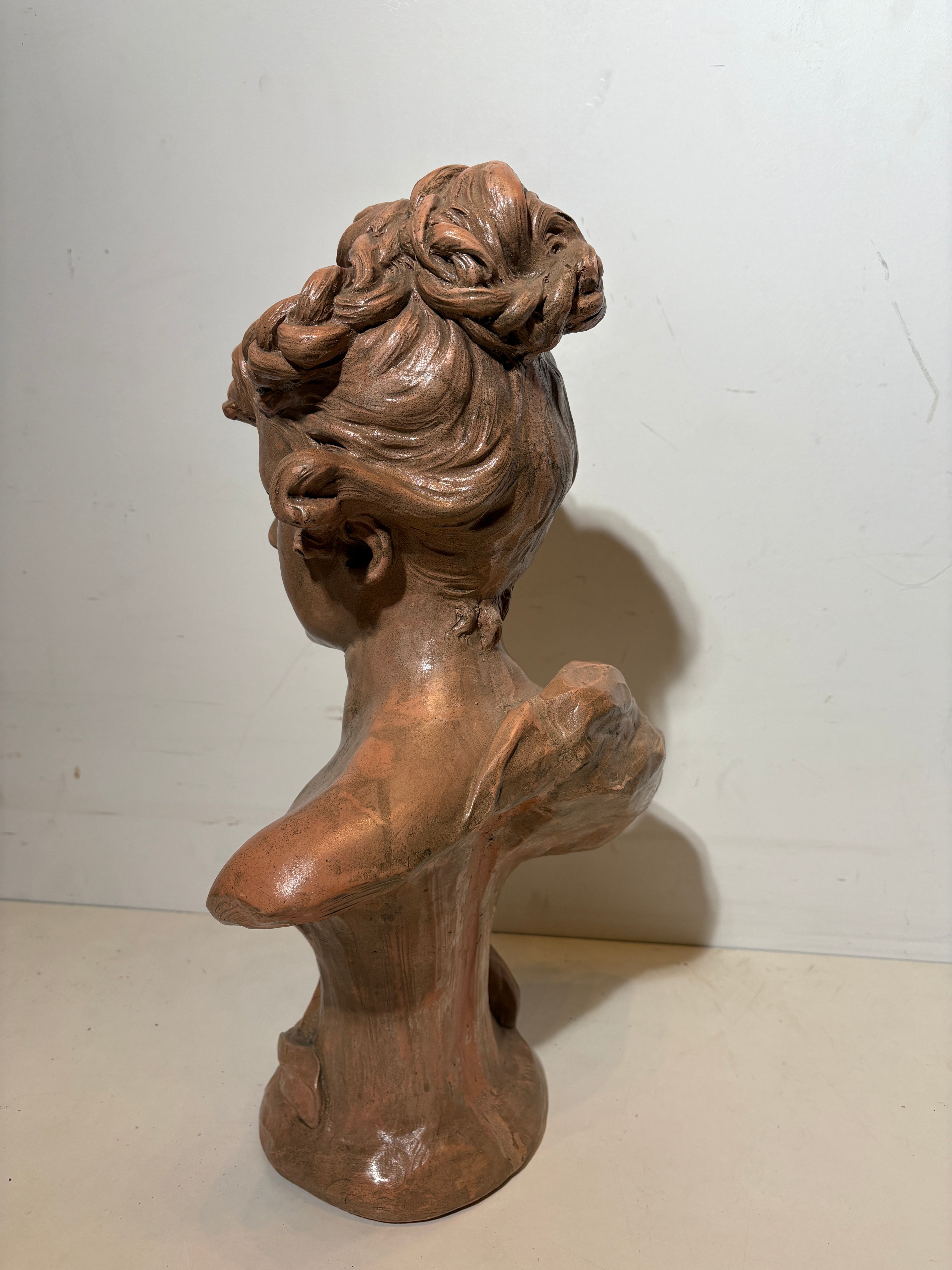 Antique Buste Art Nouveau