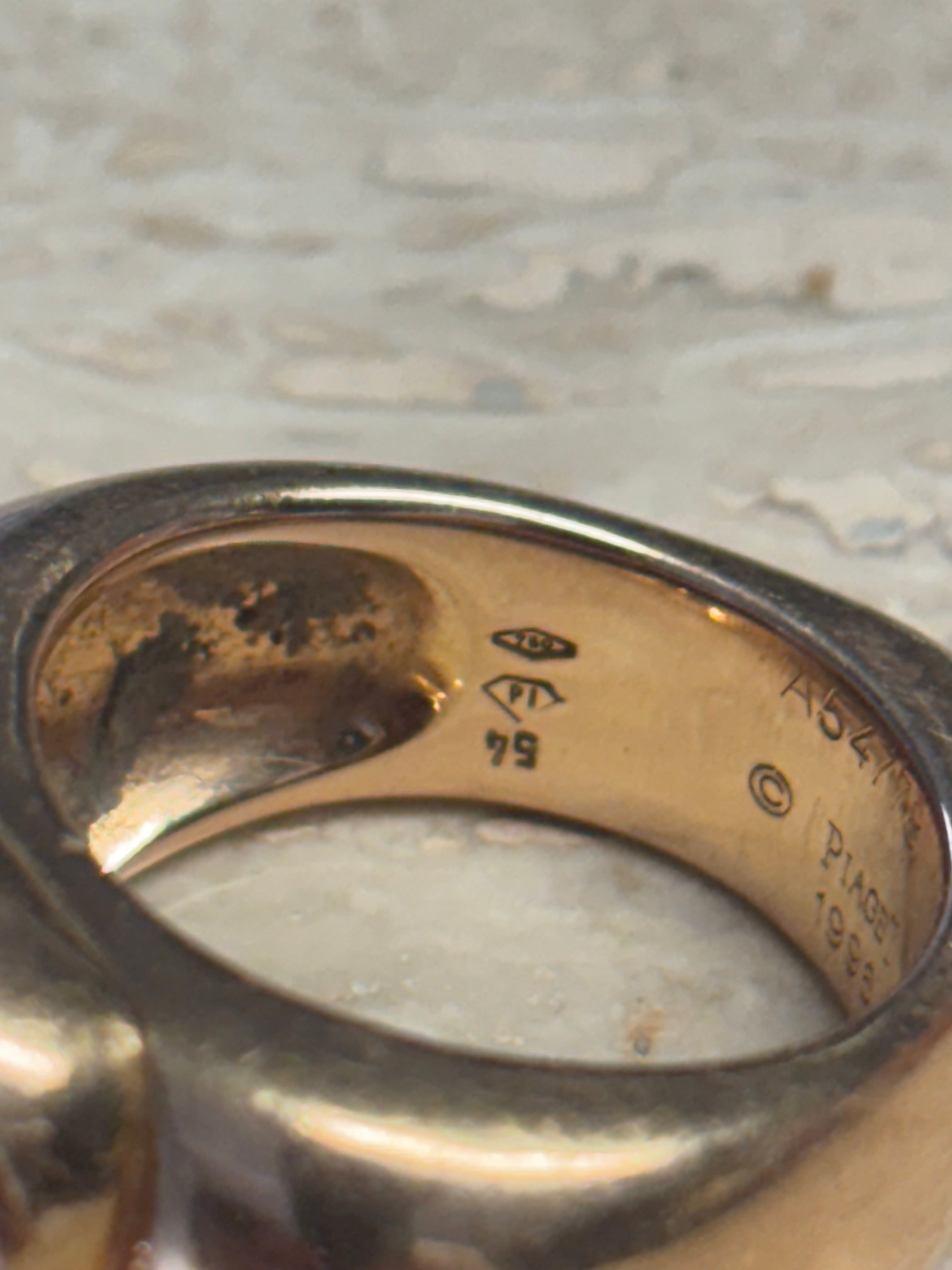 Bague Piaget en or 18 carats avec grenat en forme de cœur – Taille 55