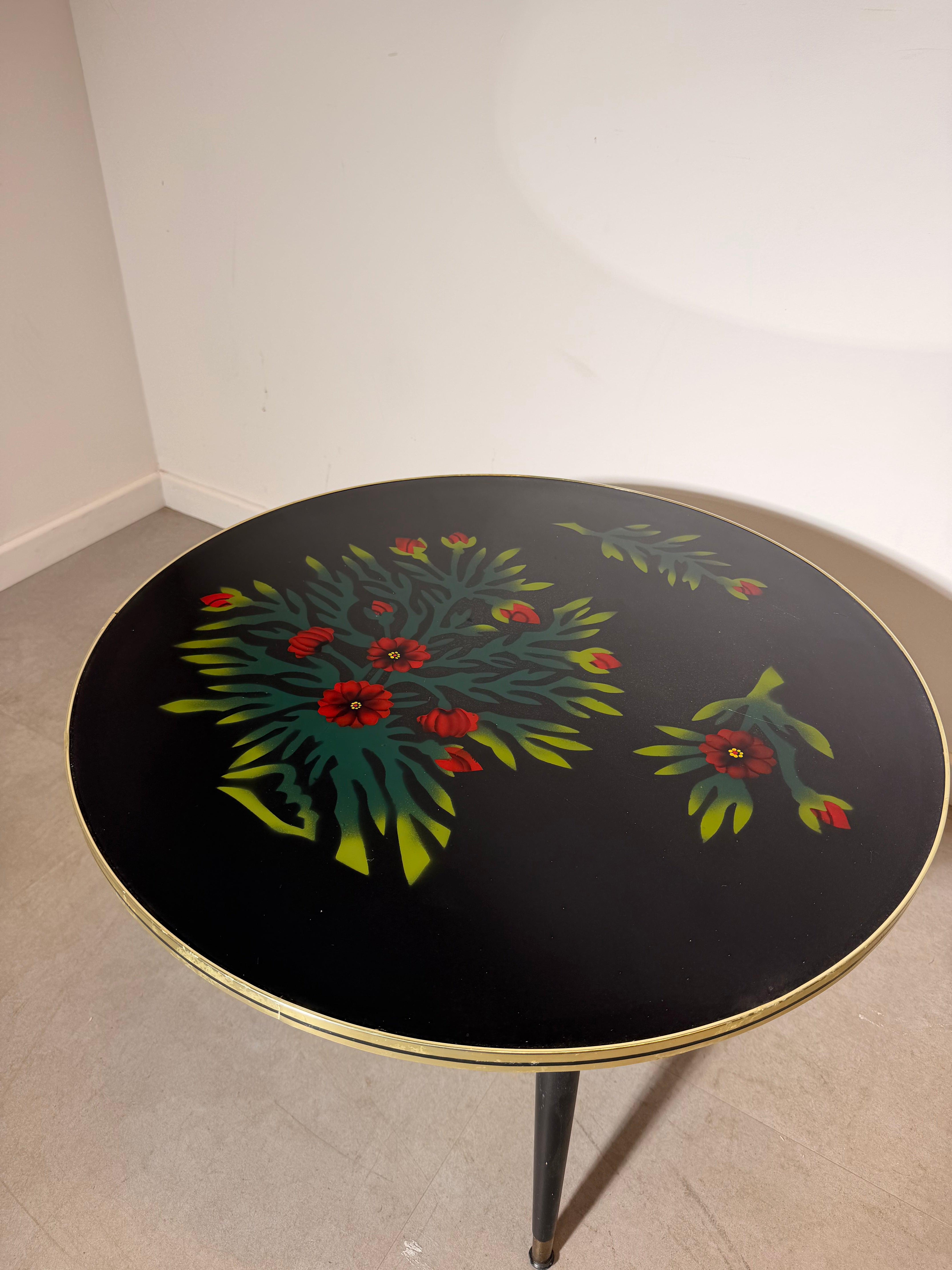 Vintage Mid-Century Round Coffee Table