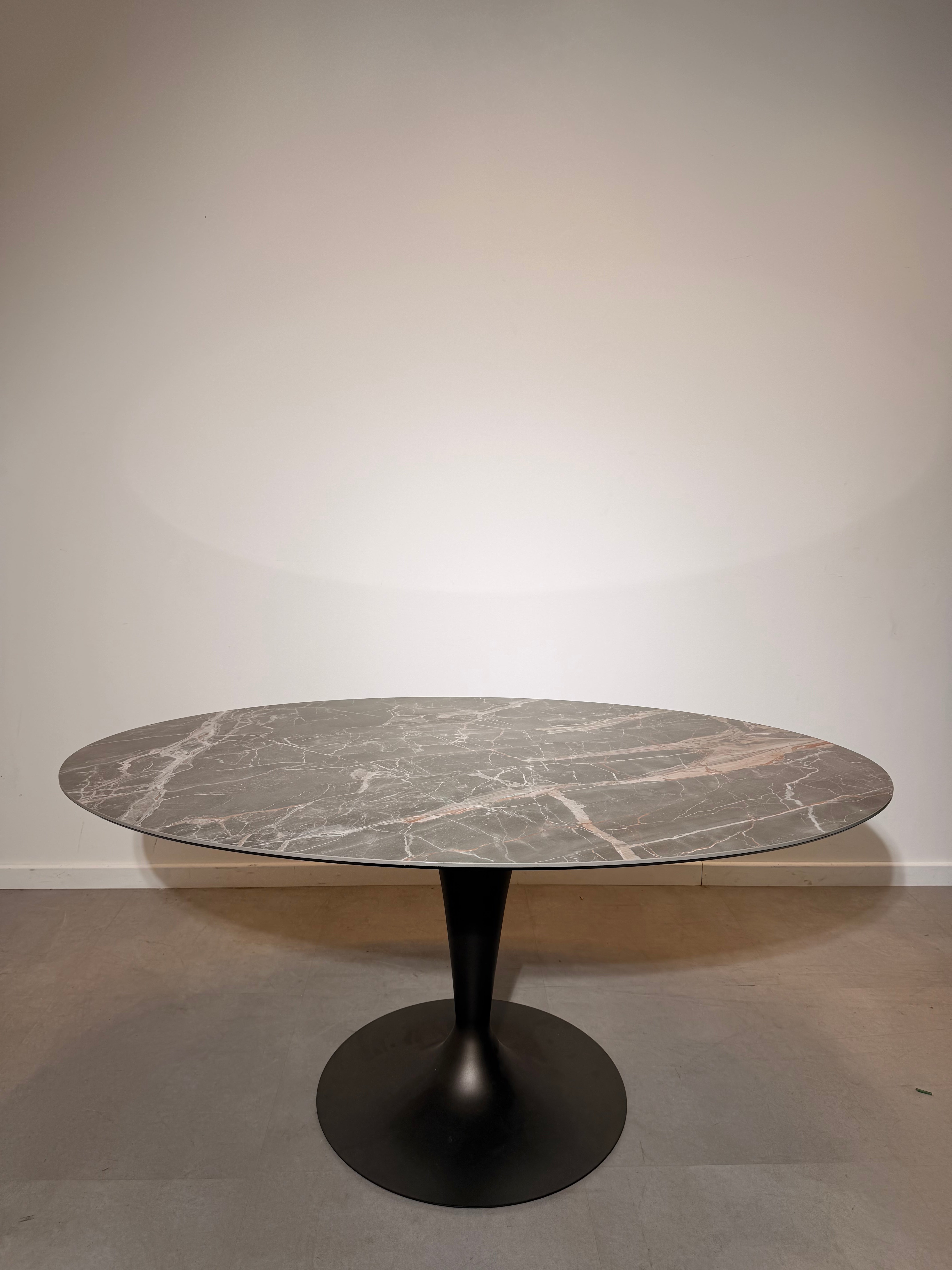 Sovet Italia Dining Table