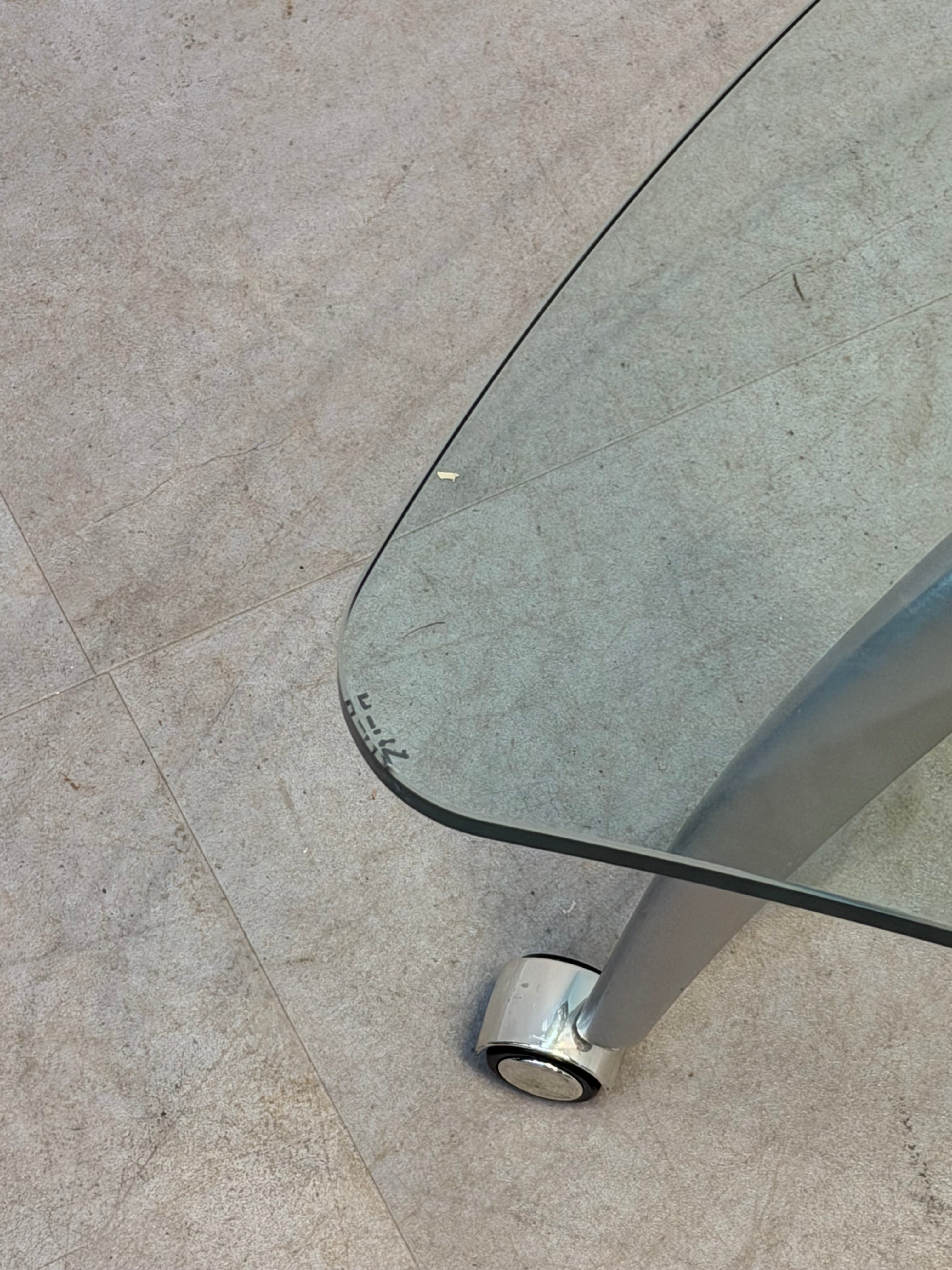 Rolf Benz Glass Coffee Table on Wheels – 168 x 115 x 38 cm