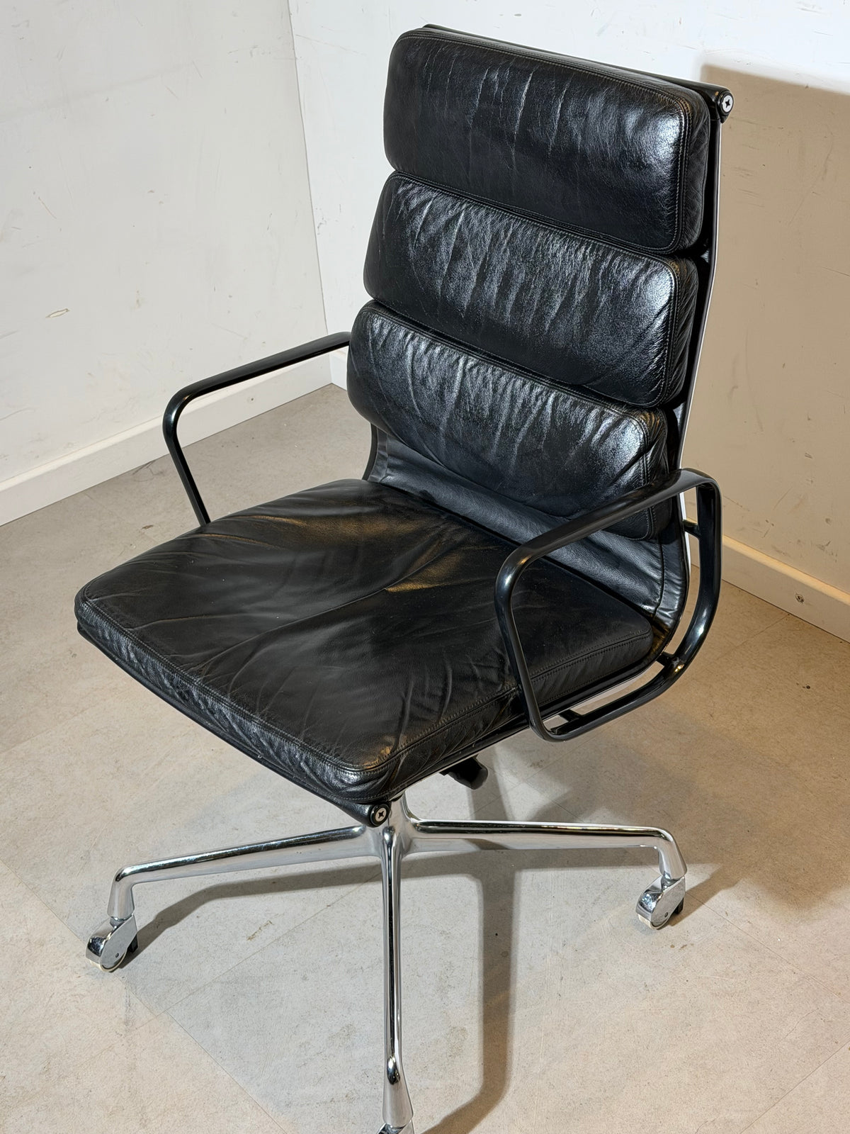 Fauteuil de bureau Herman Miller EA 219 conçu par Charles et Ray Eames, années 1970