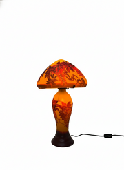 Lampe de table en verre de style Art nouveau