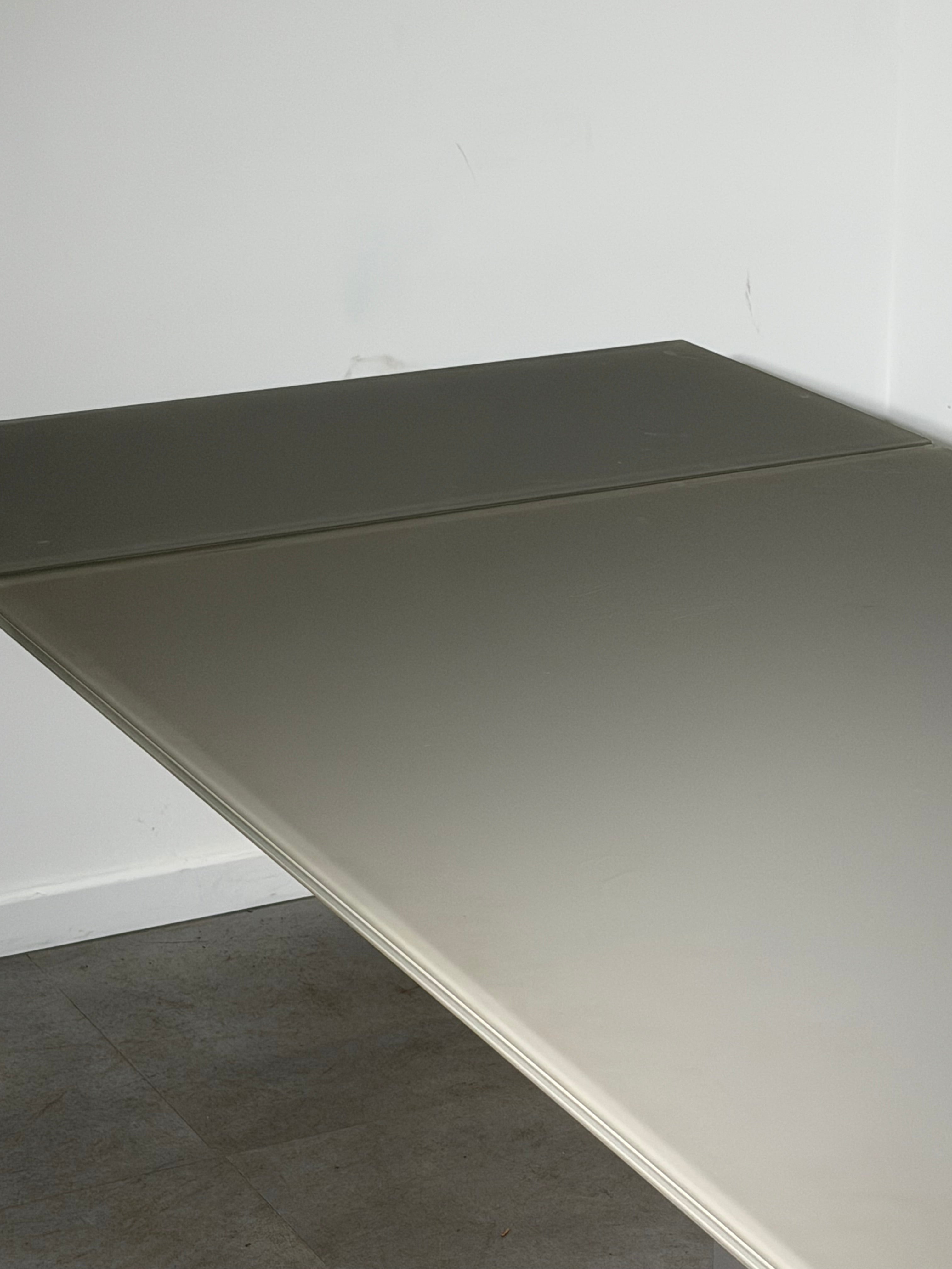 Calligaris Echo Extendable Glass Dining Table – 140–240 cm