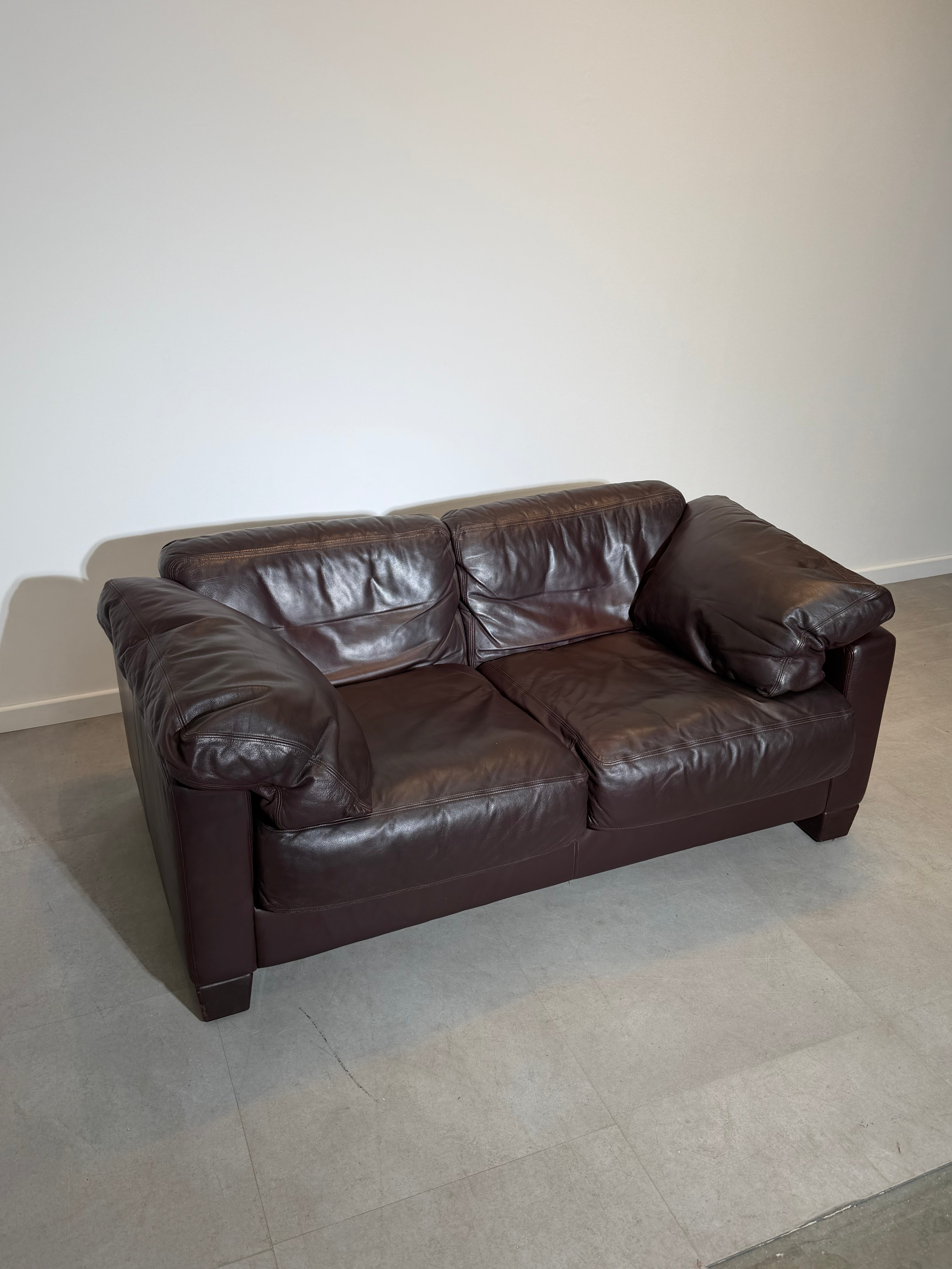 Desede DS 17 Dark Burgundy Brown Sofa Set 3+2