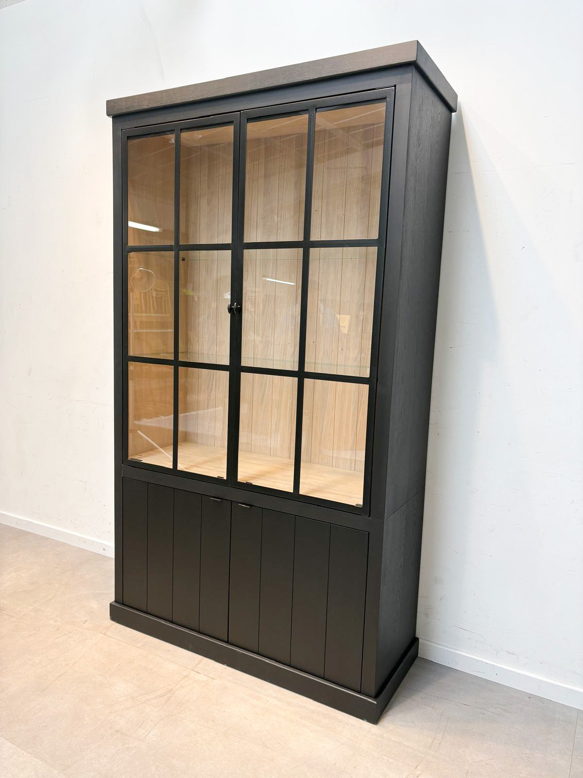 Black Display Cabinet with Glass Doors – 124 cm | Modern Vitrine Cupboard