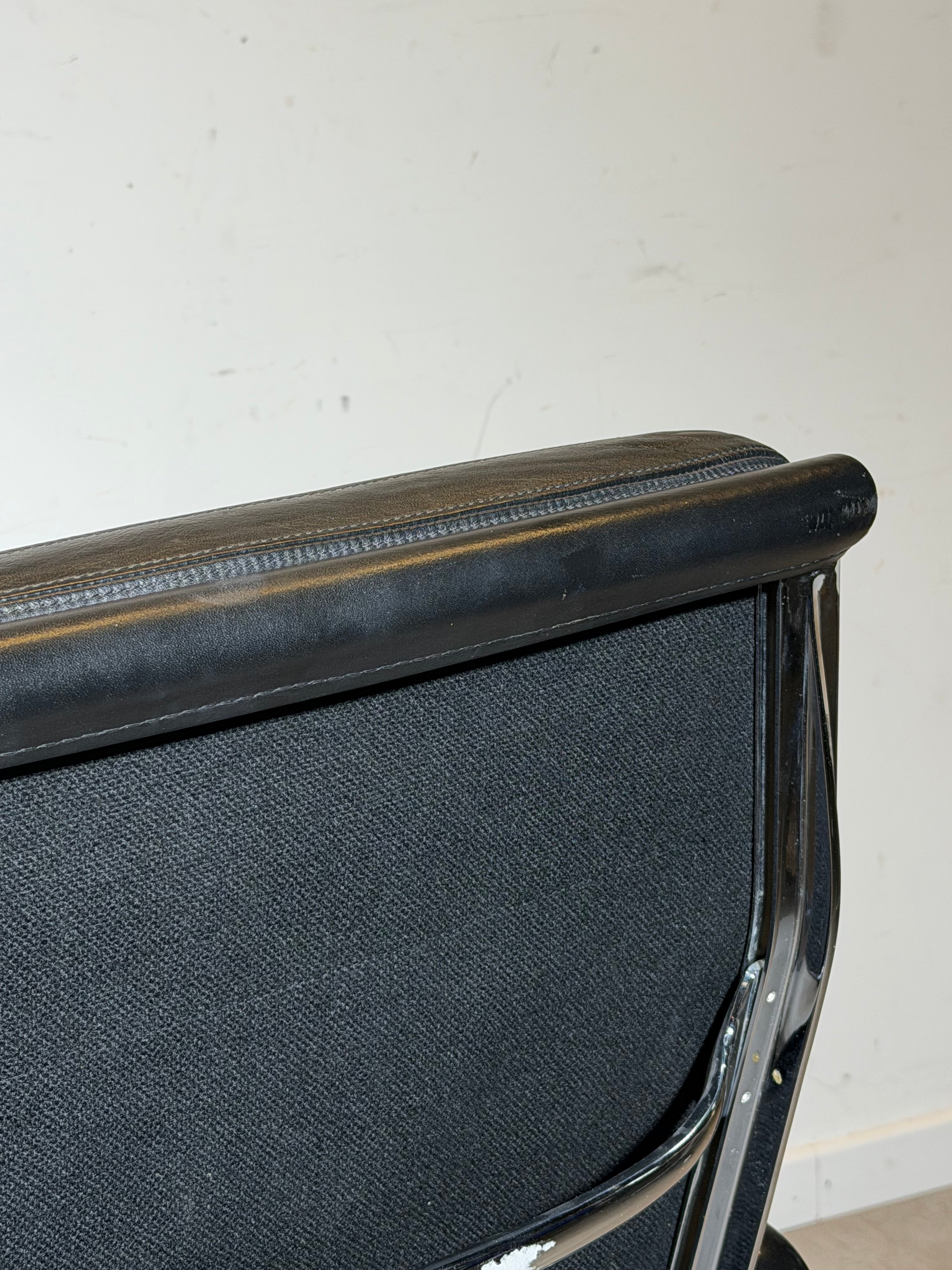 Herman Miller EA 219 Office Chair by Charles & Ray Eames 1970’s