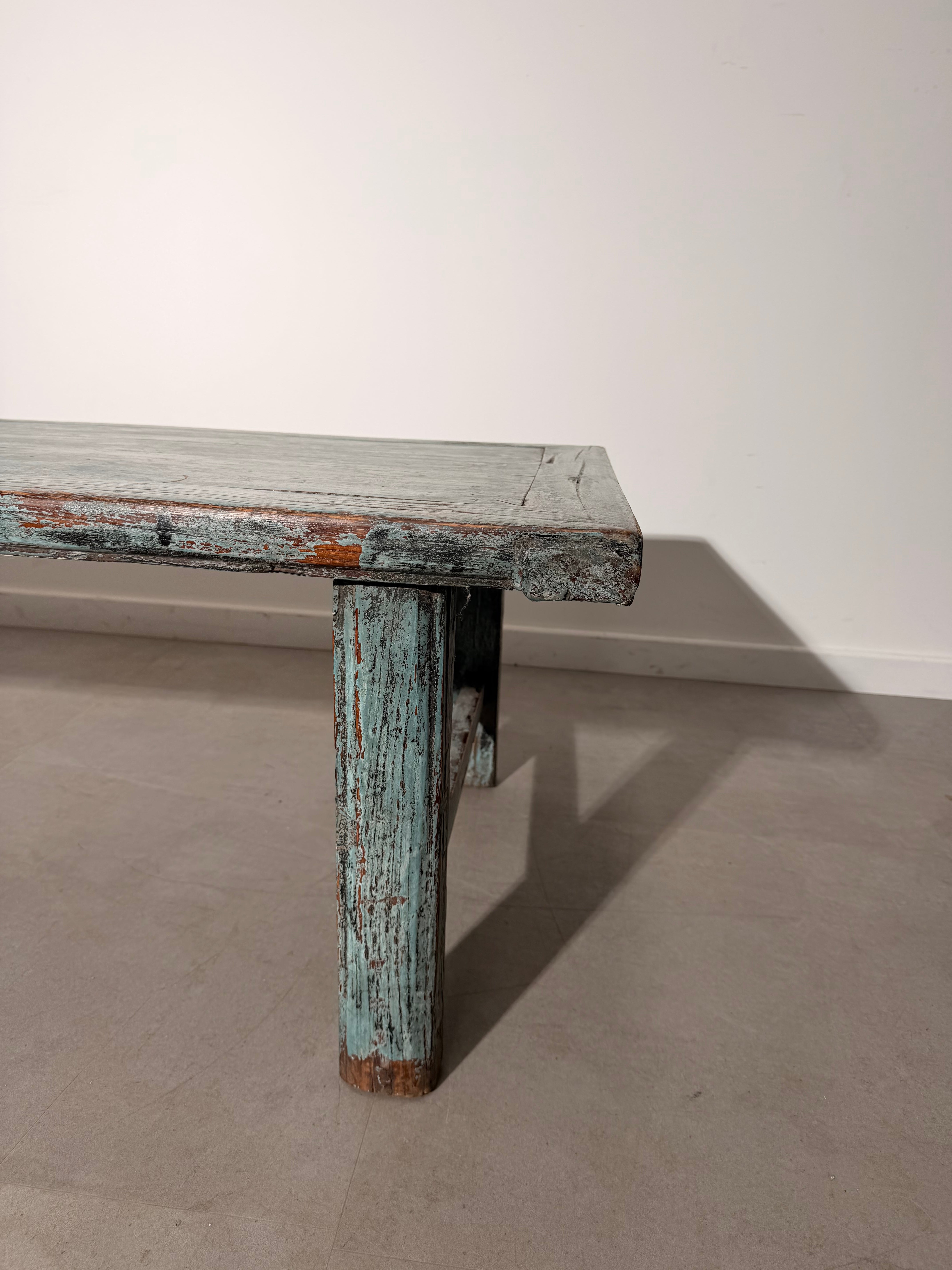 Antique Coffee Table – Distressed Turquoise