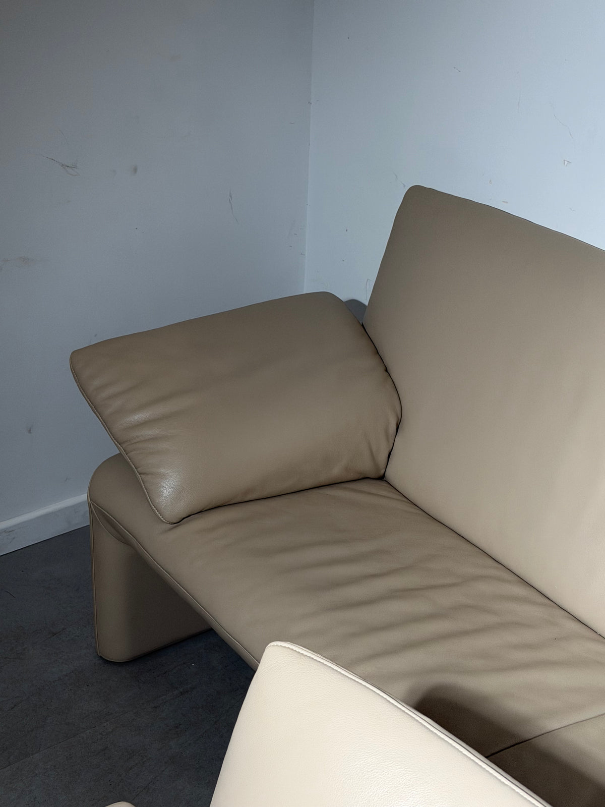 Jori Linea Sofa Set 3 + 2 Cream Leather