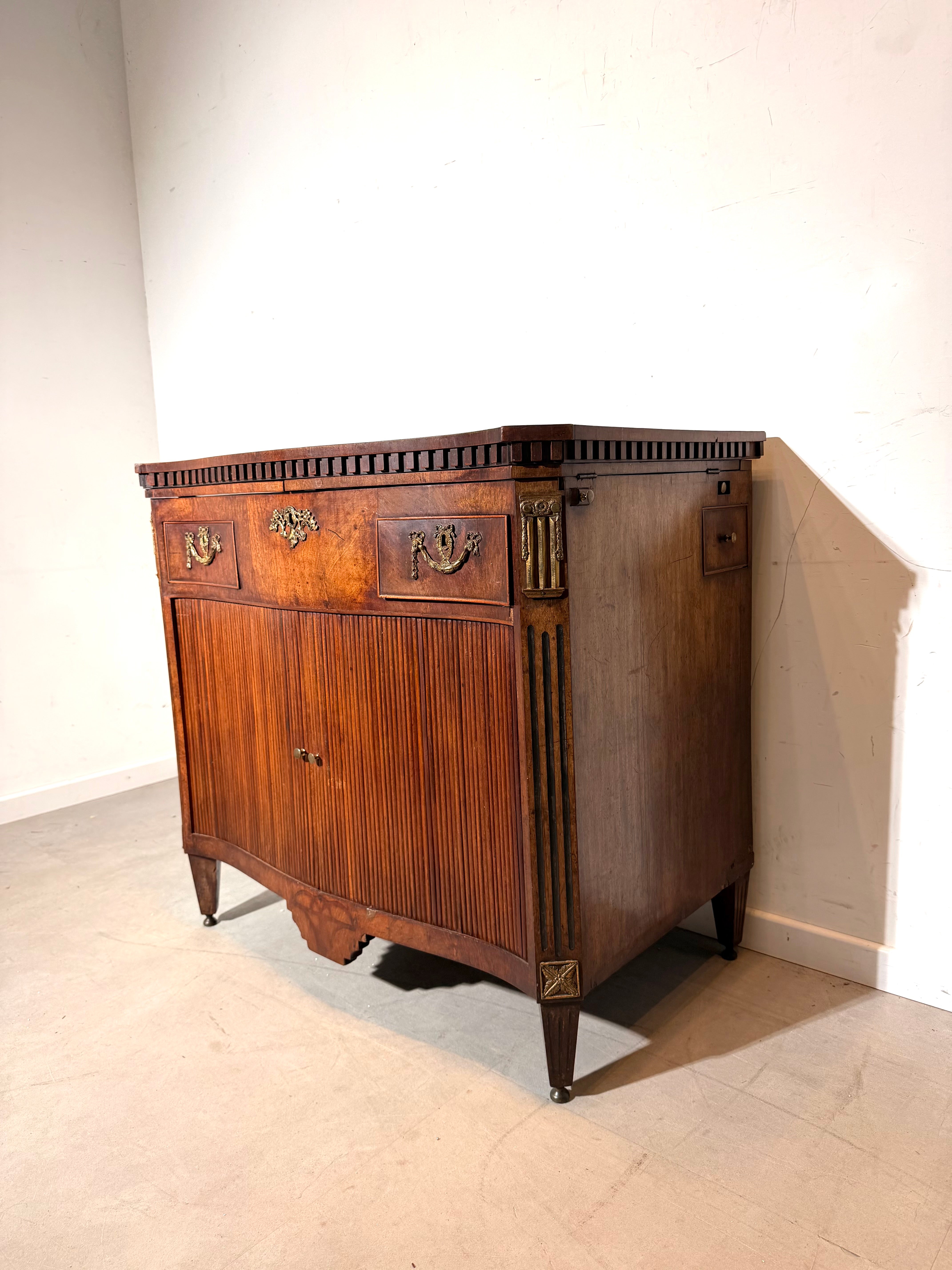 Antique Mahogany Washstand Cabinet