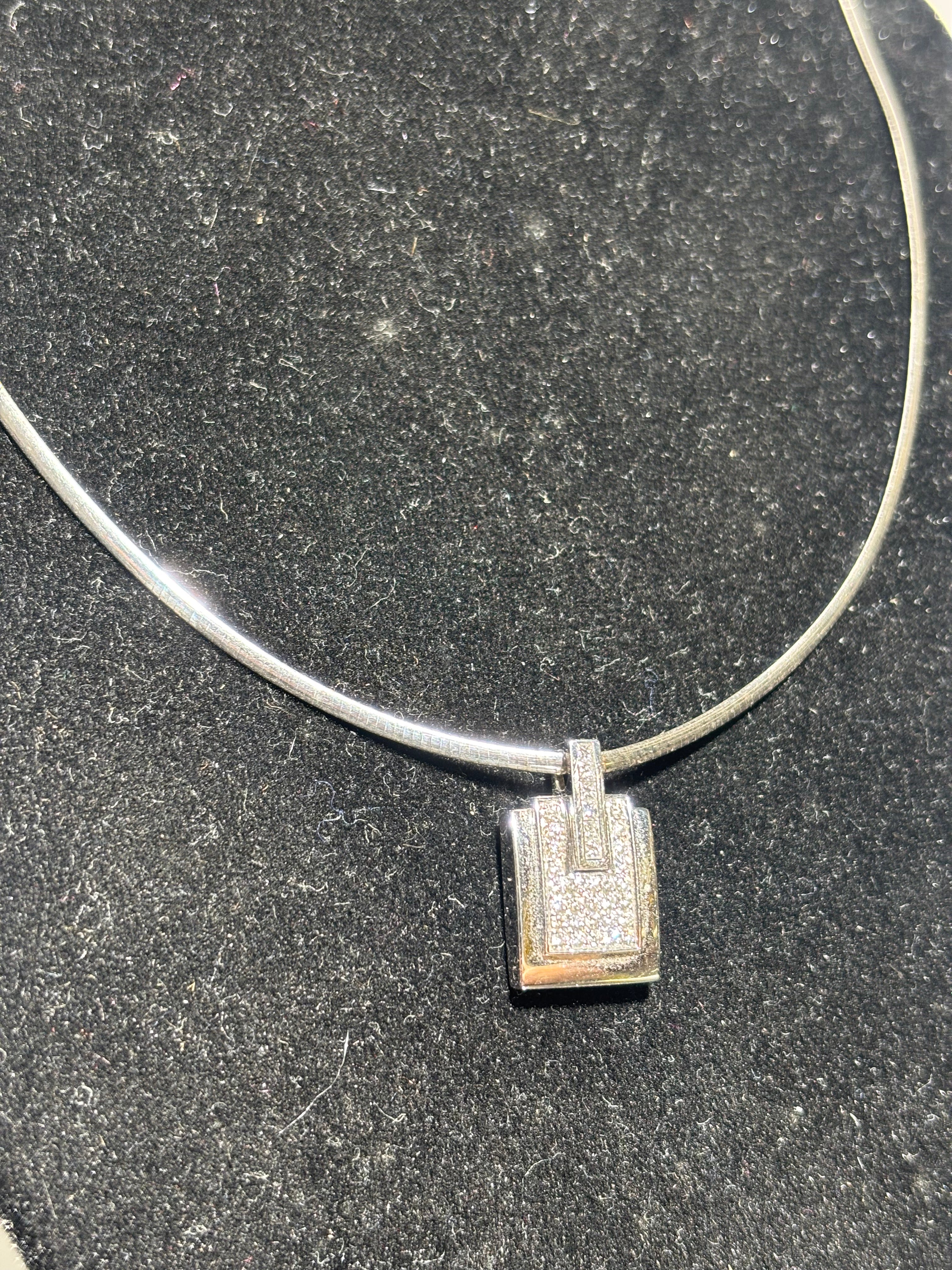 18Kt White Gold Pendant With 0,48 Brilliant