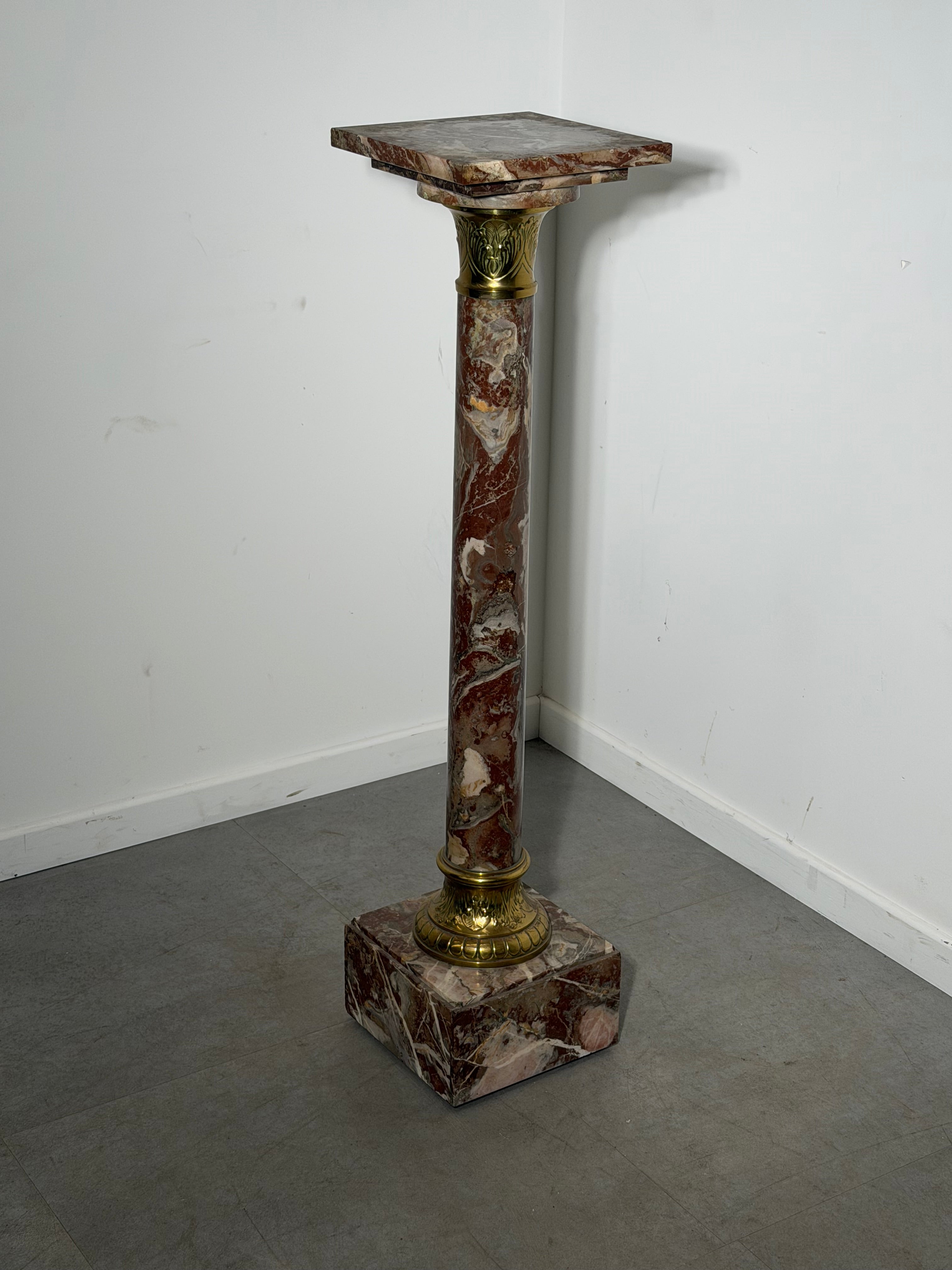 Antique Marble Pied de Stal