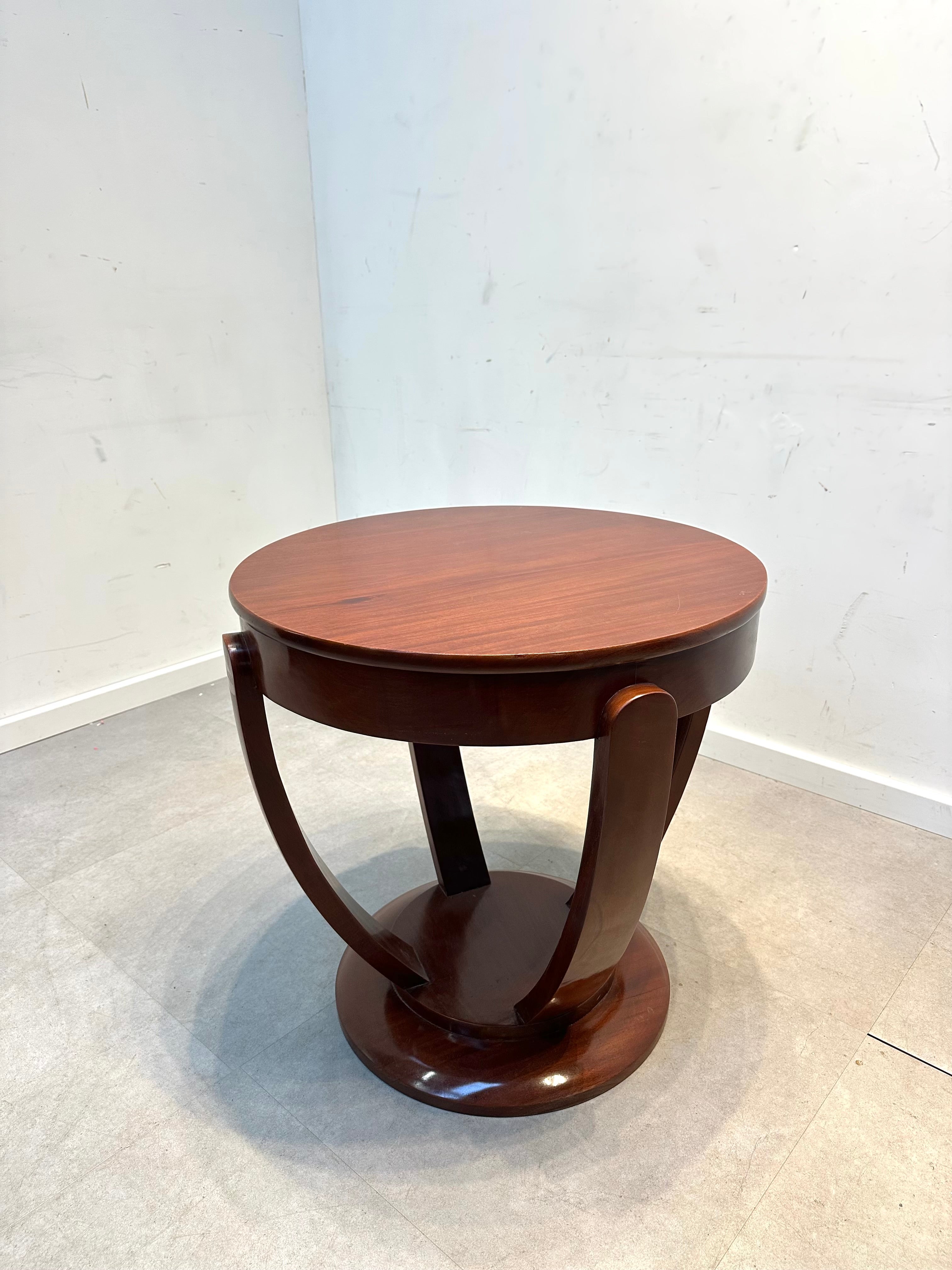 Art Deco Round Side Table in Mahogany
