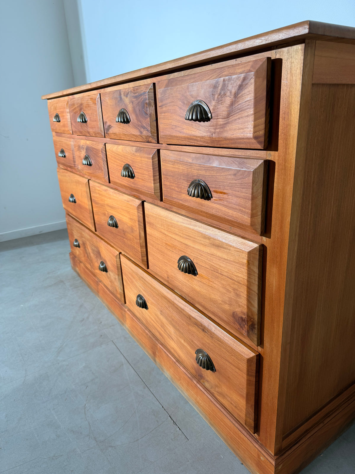 Wooden Chest of 13 Drawers with Shell Handles