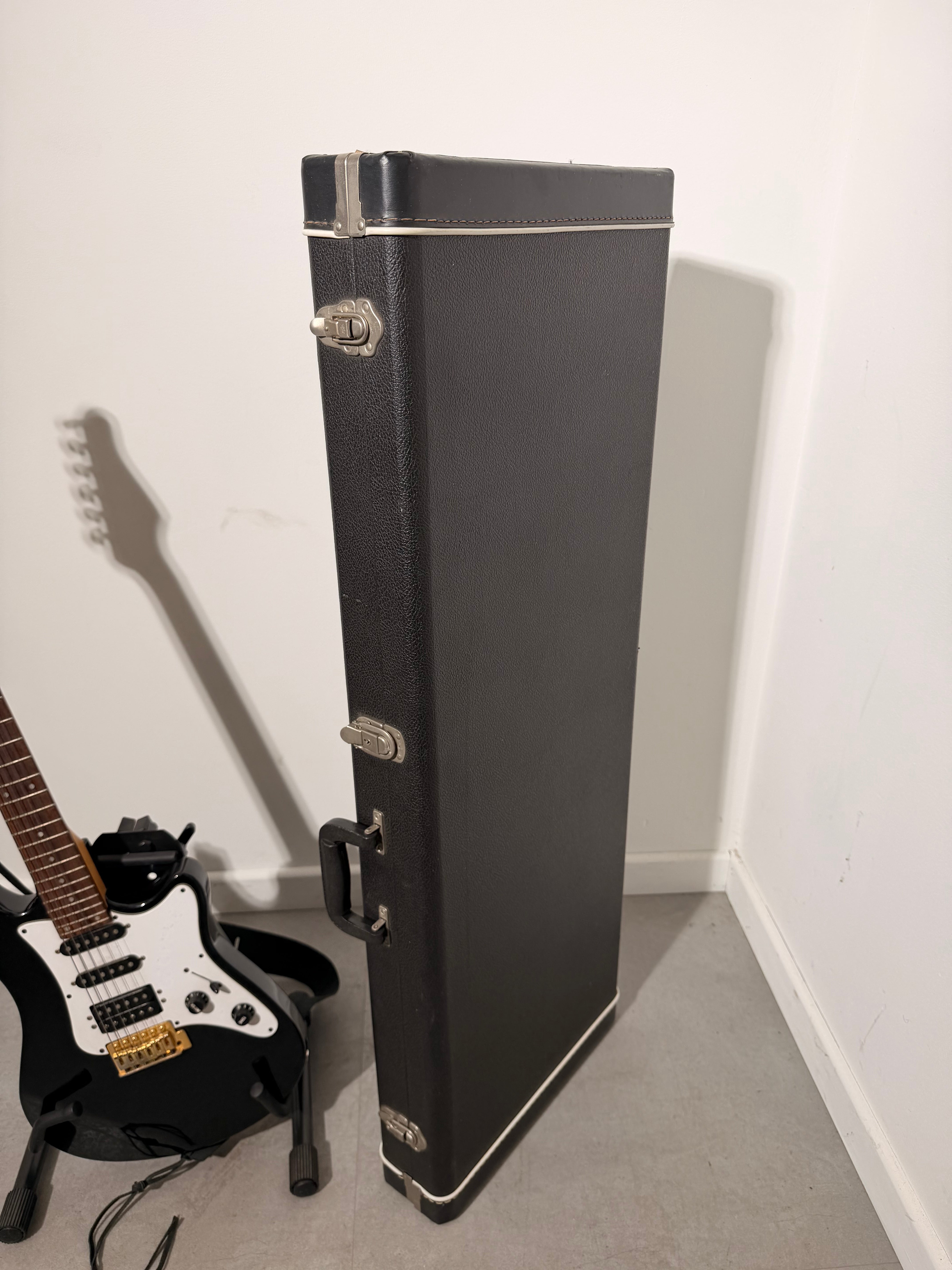 Electric Guitar By Godin